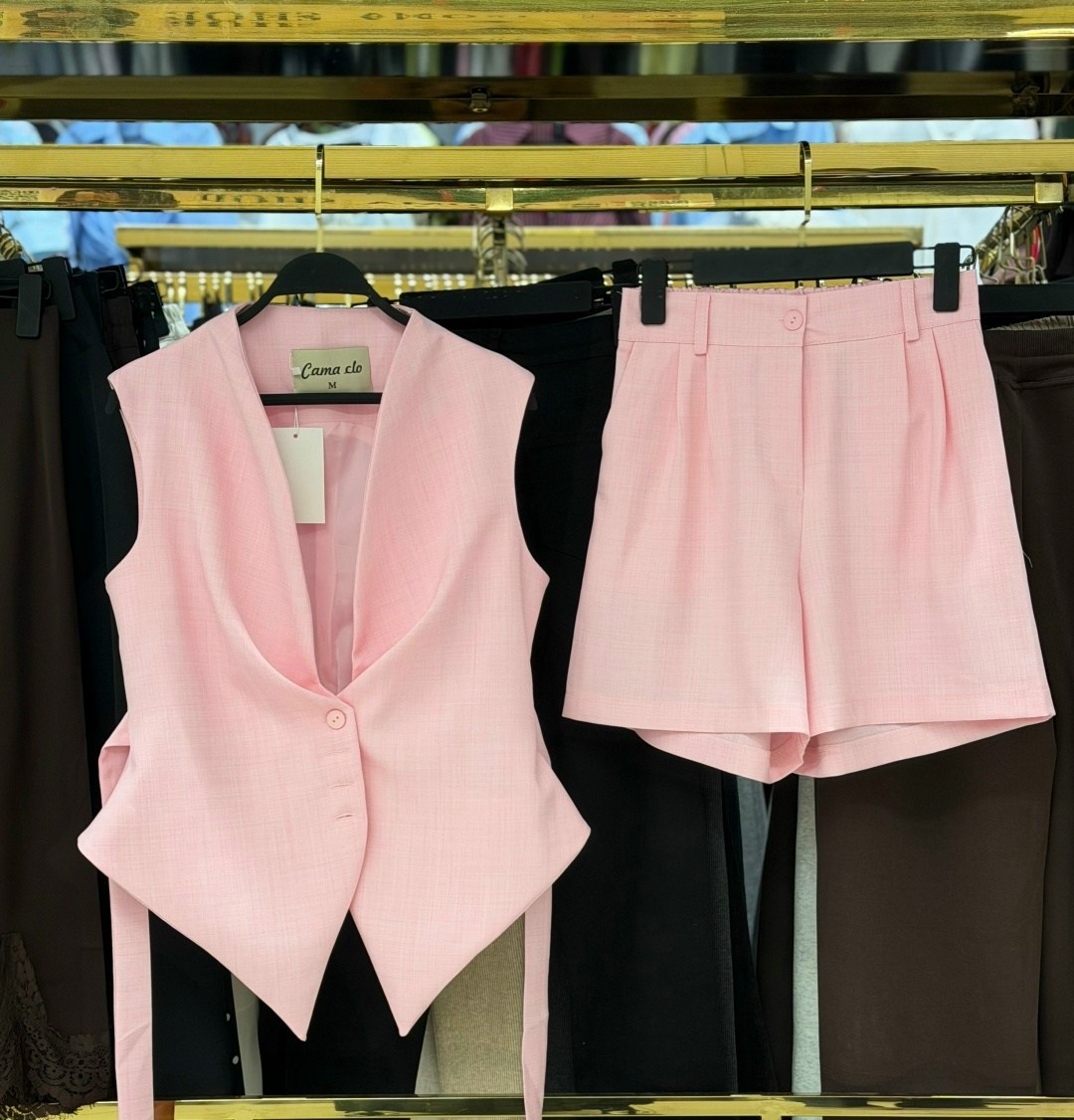 женские жилеты,жилетка женская,жилет,белый костюм жилет,белая костюмная жилетка