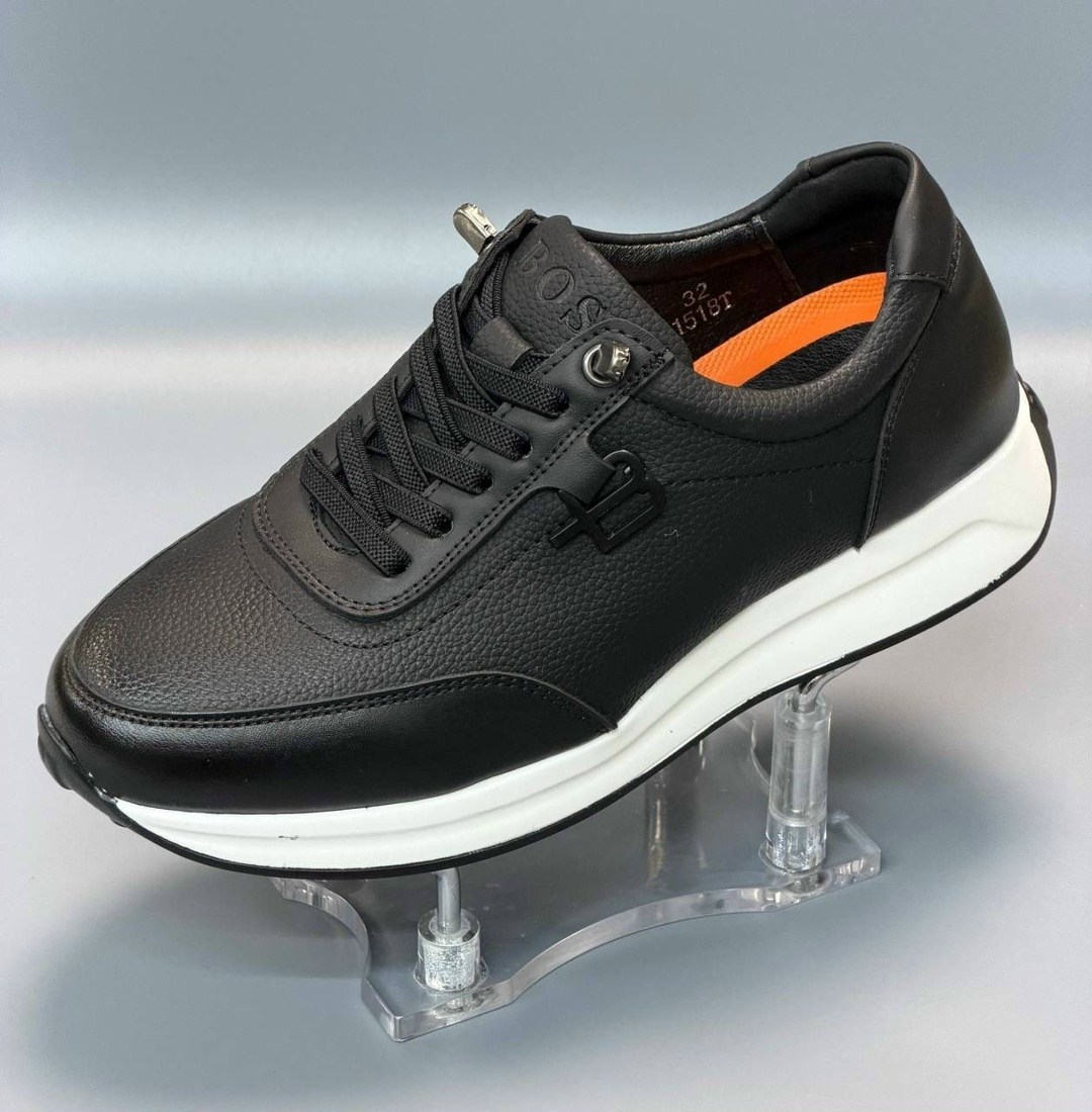 ,мужская ,мужские кроссовки,кроссовка мужской,обуви