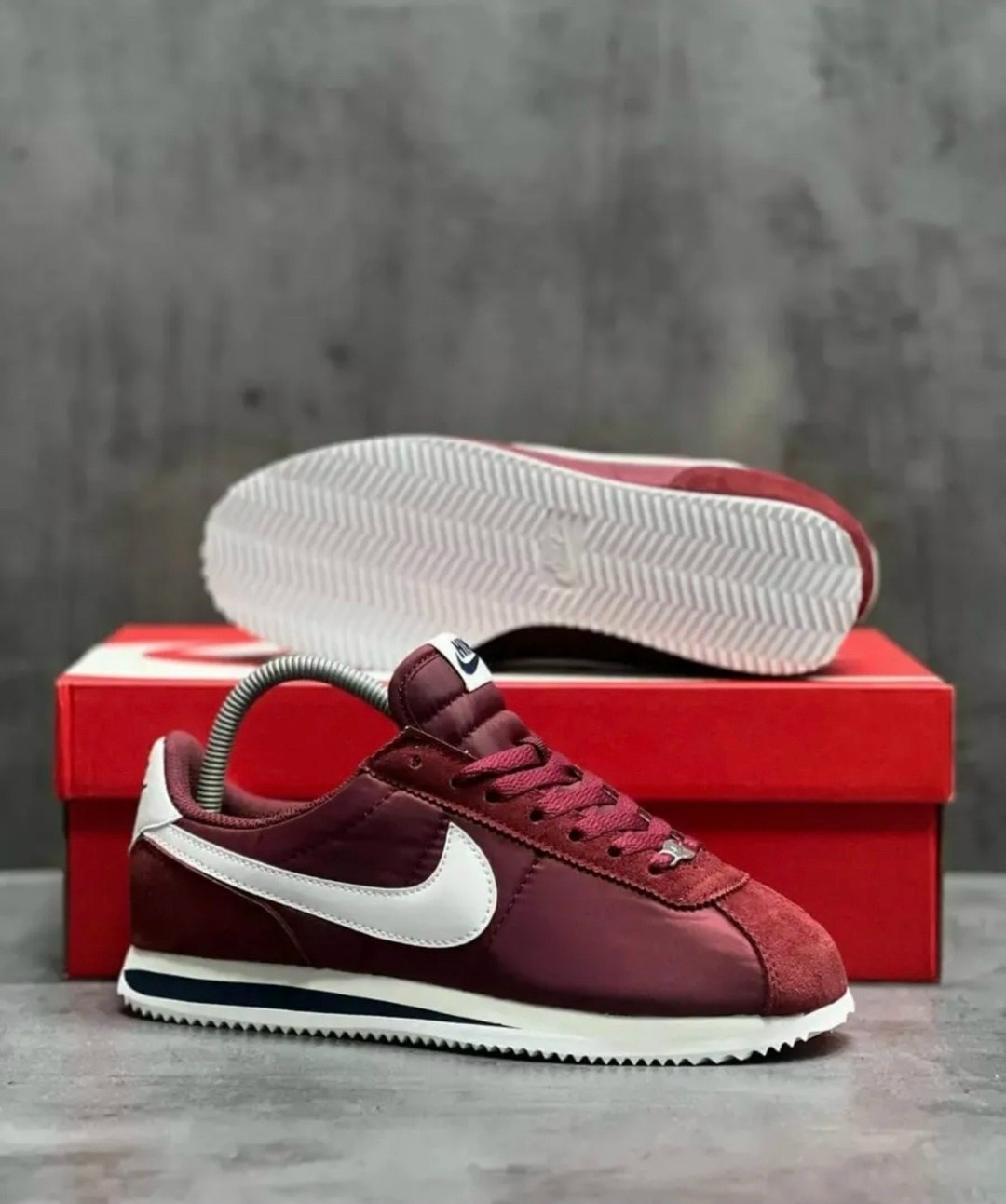 кроссовки nike classic cortez,кроссовки nike cortez женские,кроссовки nike cortez,кроссовки nike cortez бордовые,cortez кроссовки