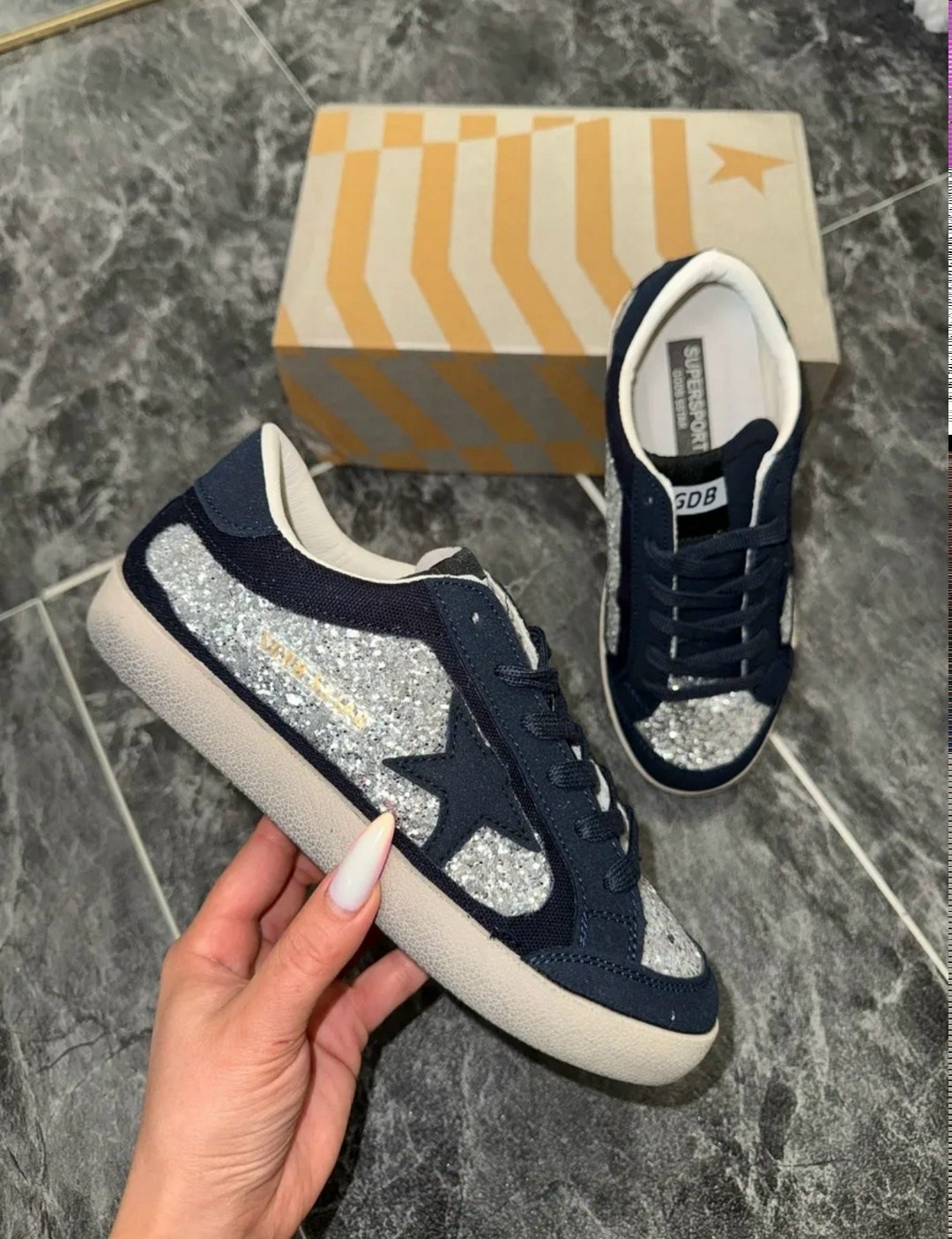 кеды golden goose,,кроссовки super-star с блестками golden goose черный,кеды голден гус,кеды кроссовки