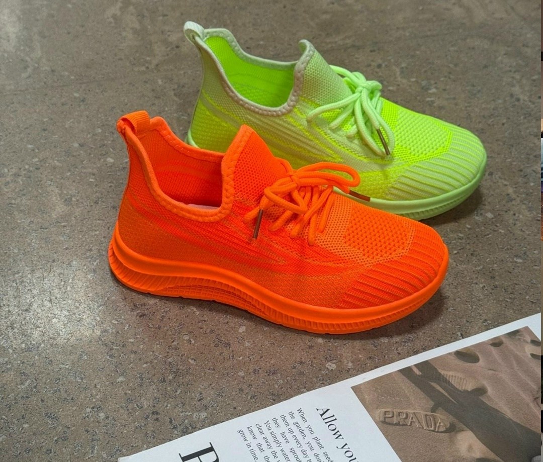 кроссовки,кроссовки женскиe,adidas yeezy boost 350 зеленые,кроссовки женские летние,кроссовка