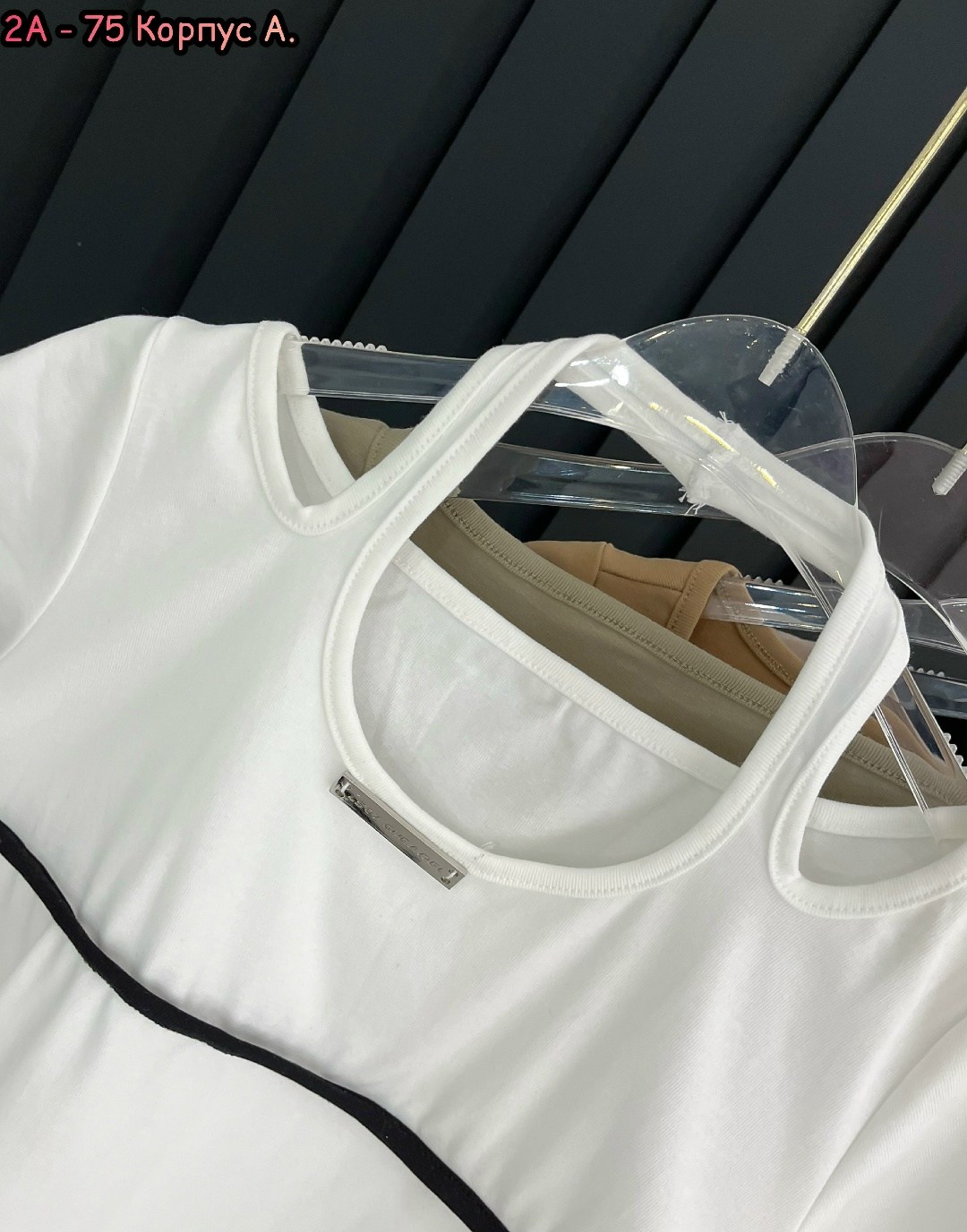 футболки женская,футболки белые,белая женская футболка,футболки модные,майка женская