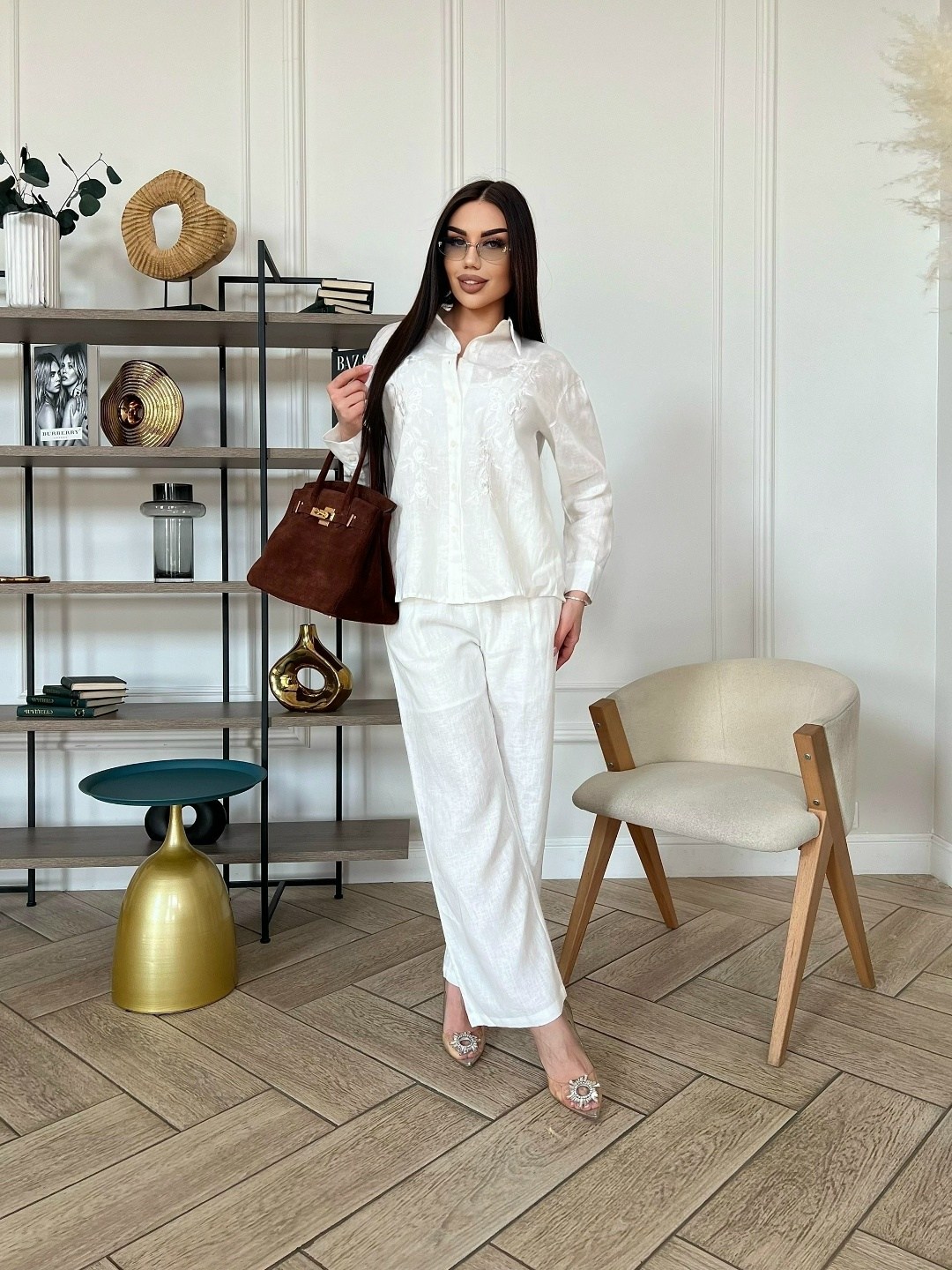 льняной костюм с брюками,костюм с брюками,стильные костюмы,белый брючный костюм,брючный костюм элегантный
