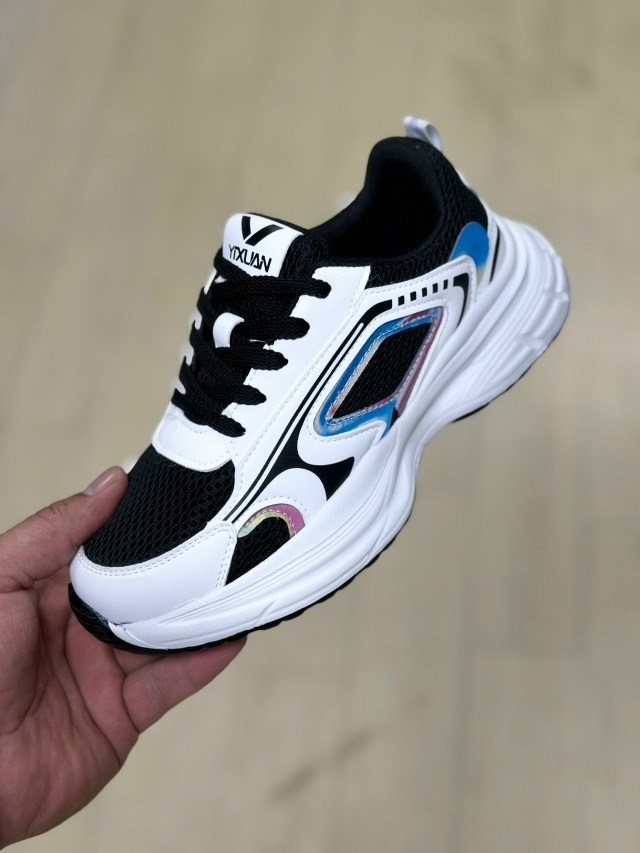 кроссовки,женские кроссовки,кроссовка,спортивная ,модные кроссовки