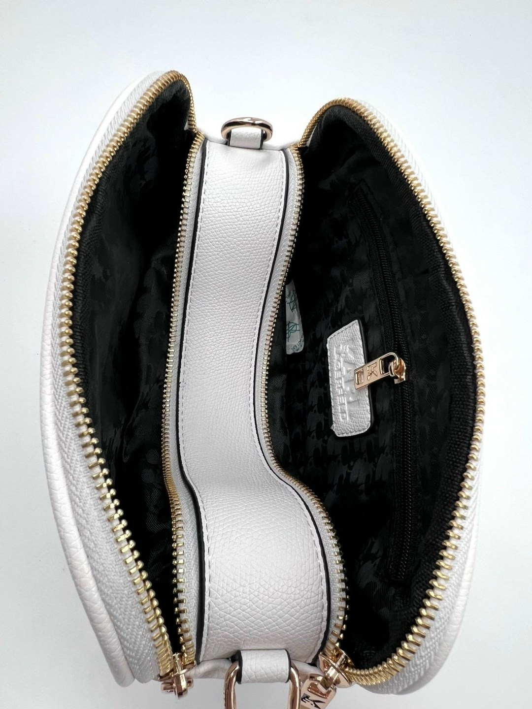 сумка karl lagerfeld,сумка карл лагерфельд,женская сумка karl lagerfeld,сумка karl lagerfeld бежевая,сумка karl lagerfeld aron style цвет белый