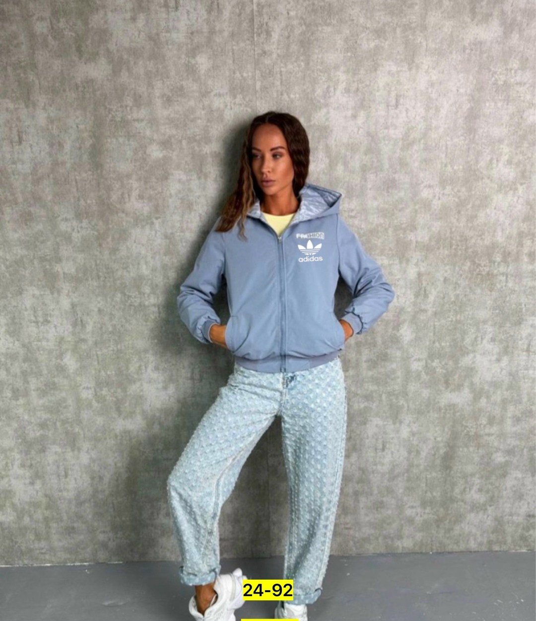 ветровка женская с капюшоном,ветровка женская спортивная,ветровка женская,легкая куртка,женская куртка