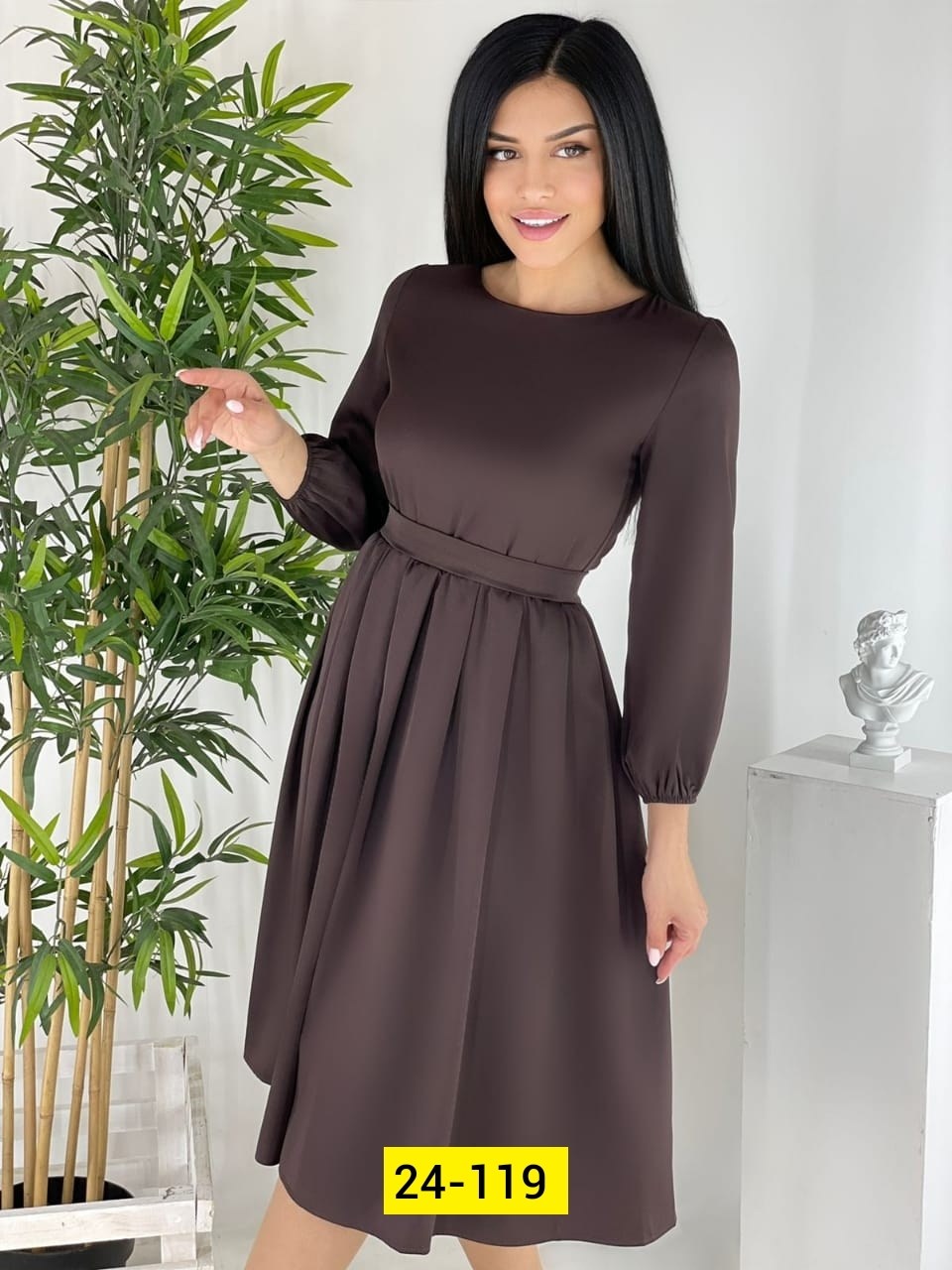 платье женской,без платья,платье,женское платье миди,платье миди с рукавами