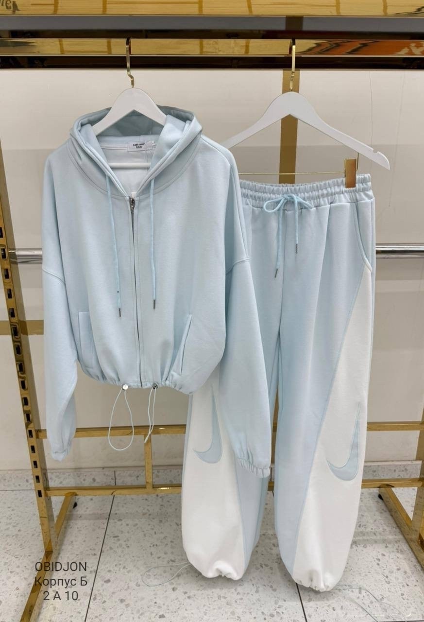 спортивные костюмы ,спортивный костюм,спортивный костюм спортивные костюмы,красные спортивные костюмы,красный костюм тройка женский