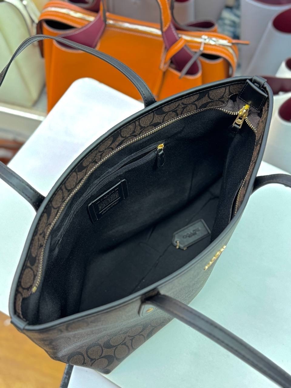 женская сумка coach,сумка шоппер coach,сумка coach шоппер большая,сумка coach оригинал питон бежевая,сумка coach