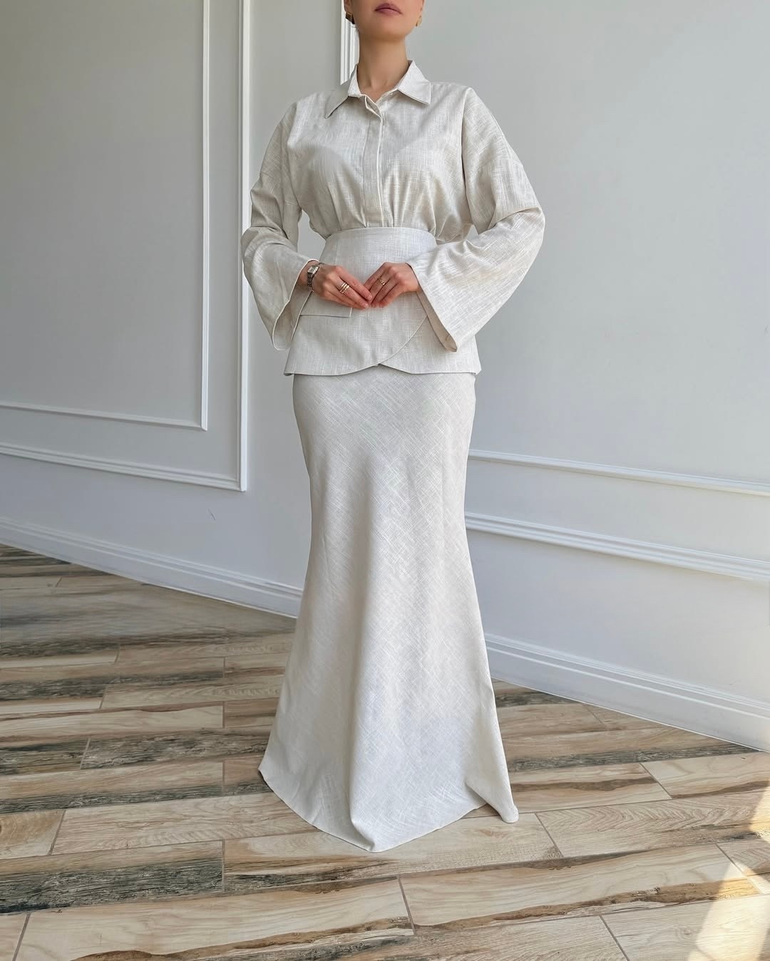 костюм с юбкой,костюм женский,вечернее платье с баской,синее платье с баской,костюм женский с юбкой