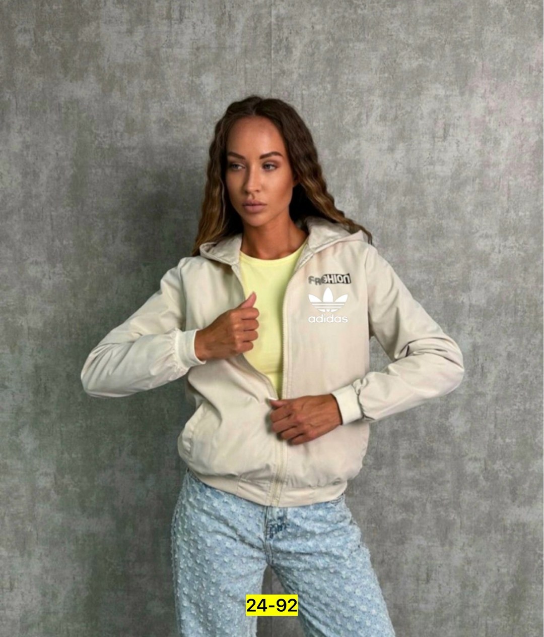 ветровка женская с капюшоном,ветровка женская спортивная,ветровка женская,легкая куртка,женская куртка