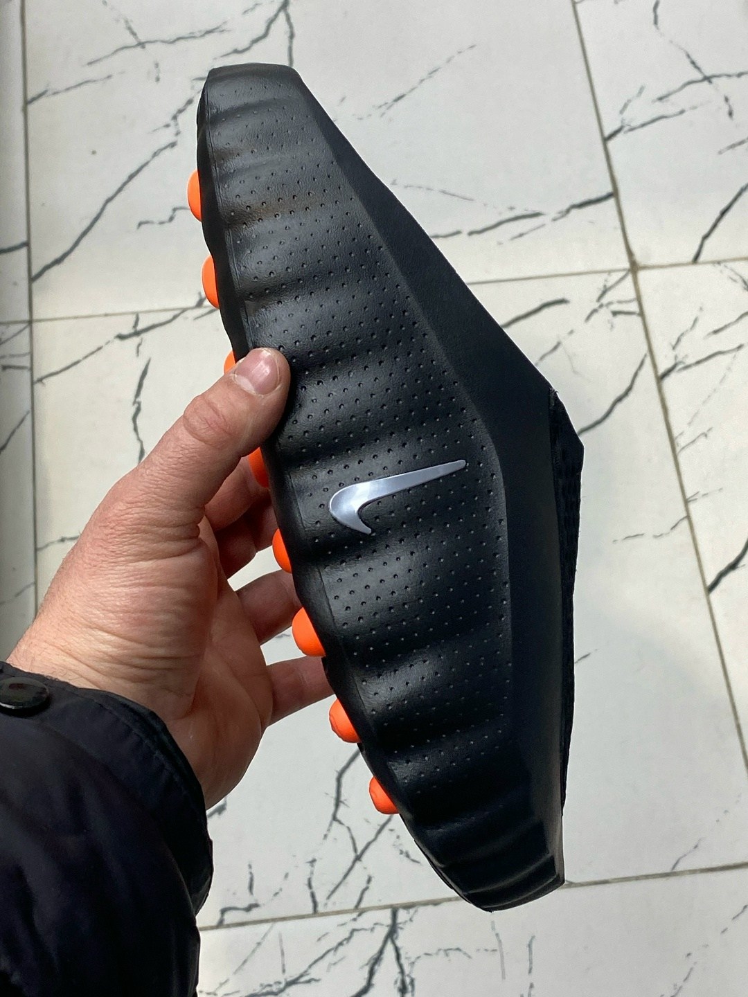 кроссовки,найк тапки,тапочки найк,оригинальный спортивный,nike mind 001