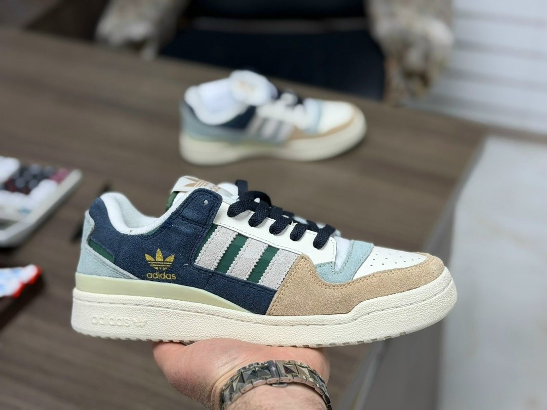 кроссовки adidas,кроссовки adidas original,кроссовки мужские женские adidas,adidas кроссовки женские,мужские кроссовки adidas