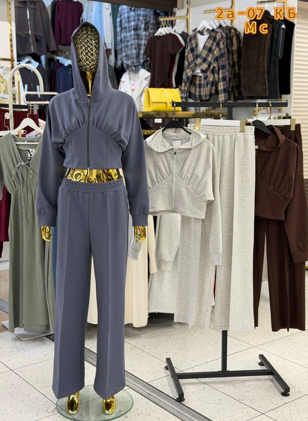 брючный костюм,костюм женский,костюм спортивный со штанами bliss,повседневный спортивный костюм,женский спортивный костюм