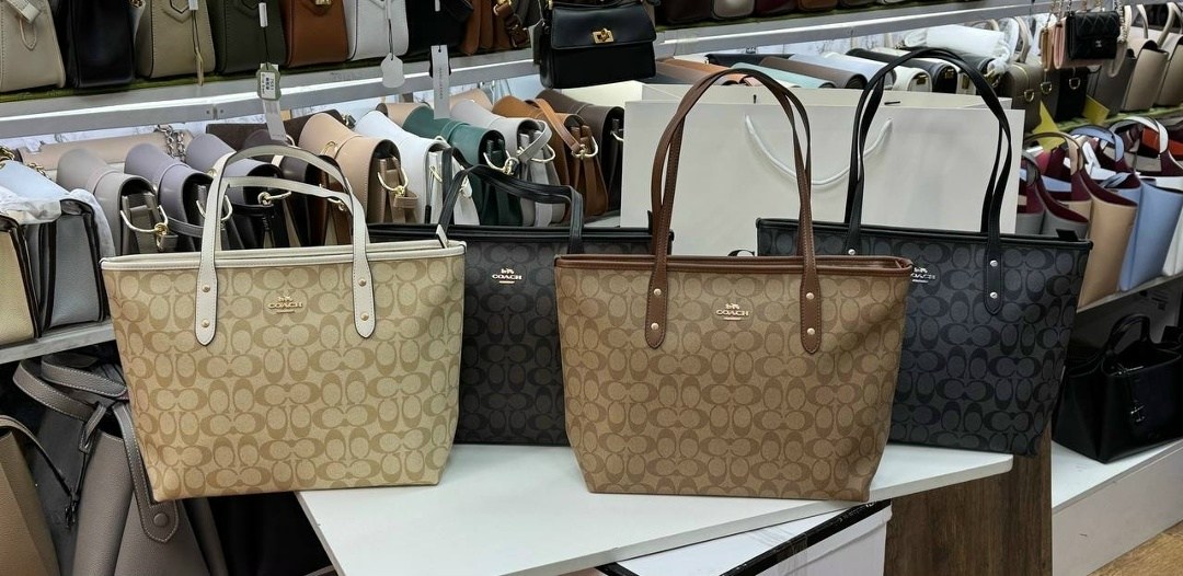 женская сумка coach,сумка шоппер coach,сумка coach шоппер большая,сумка coach оригинал питон бежевая,сумка coach