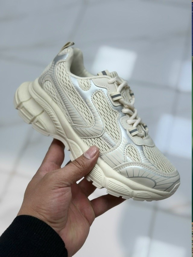 кроссовки женские,женские кроссовки белые,,массивные кроссовки,кроссовка