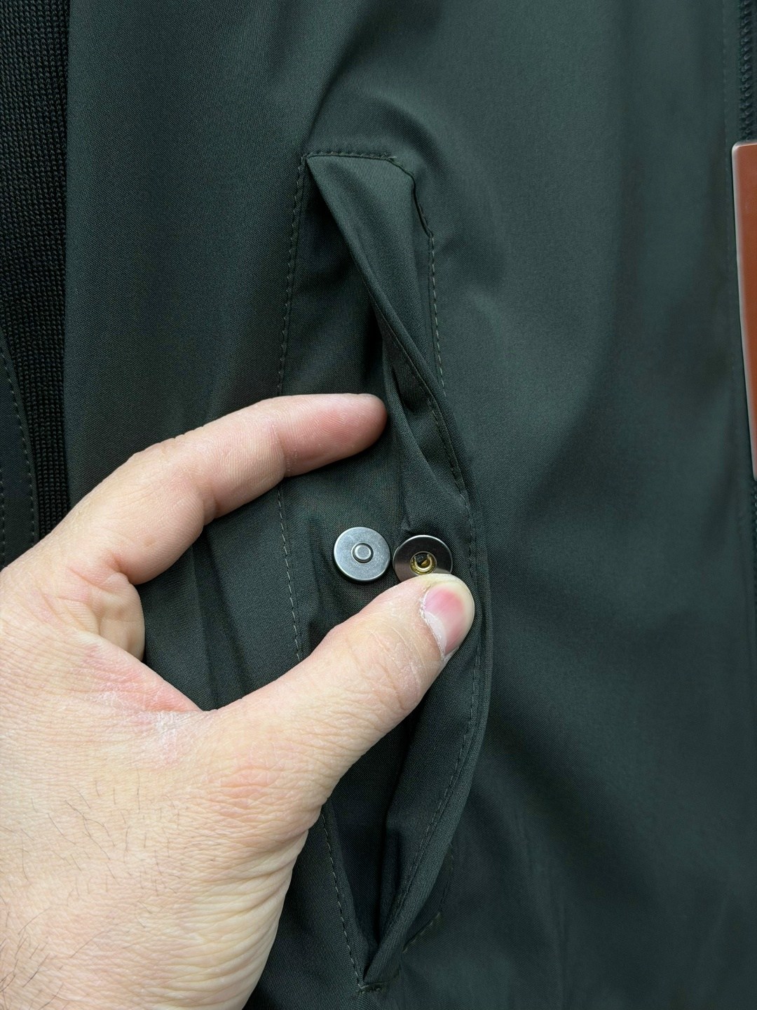 мужская куртка loro piana,кожаная куртка,куртка бомбер,куртка кожаная мужская,мужская куртка бомбер