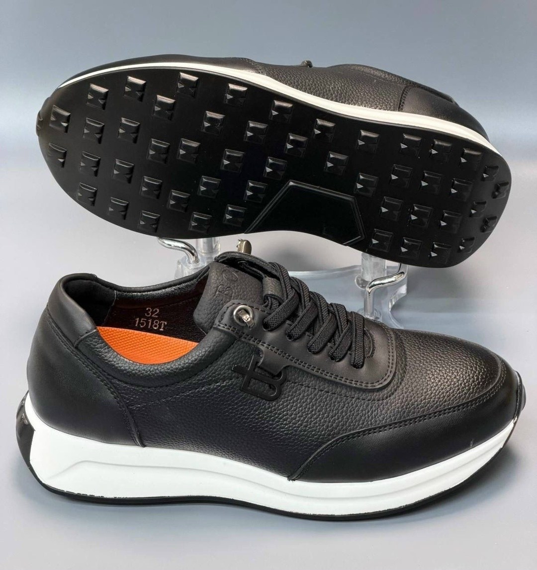 ,мужская ,мужские кроссовки,кроссовка мужской,обуви