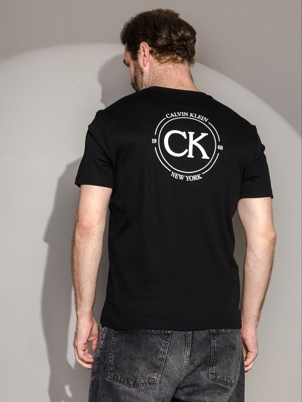 футболка calvin klein мужская,футболки мужские,футболка мужская чёрная,футболка calvin klein jeans,футболки модные