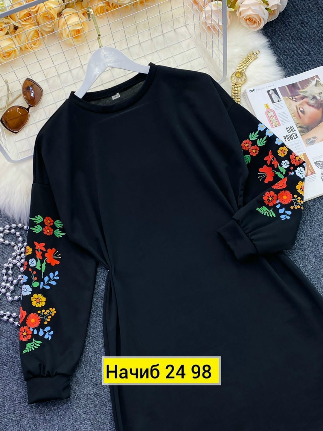 женское платье из трикотажа,платье в двух расцветка ткань: трикотаж,платье с вышитыми рукавами,женский свитшот,платье свитшот