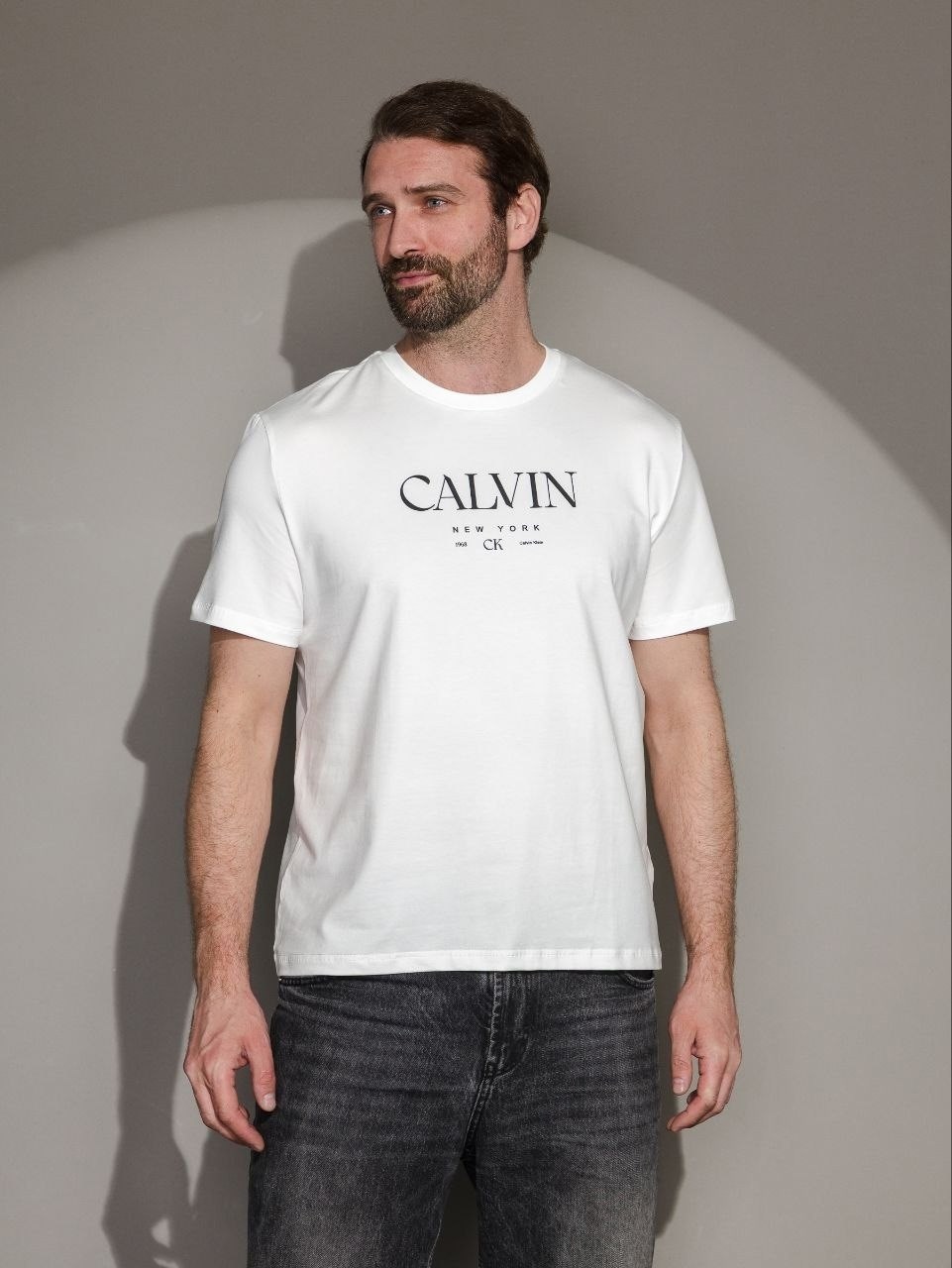 мужская футболка calvin klein,футболка calvin klein,женские футболки calvin klein,футболка кельвин кляйн,футболка кельвин кляйн белая