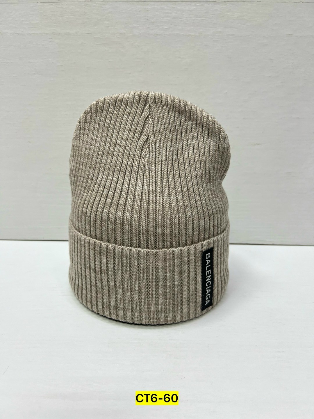 шапка,шапка женская,шапка женская вязаная,шапка для женщин,шапка женская на флисе