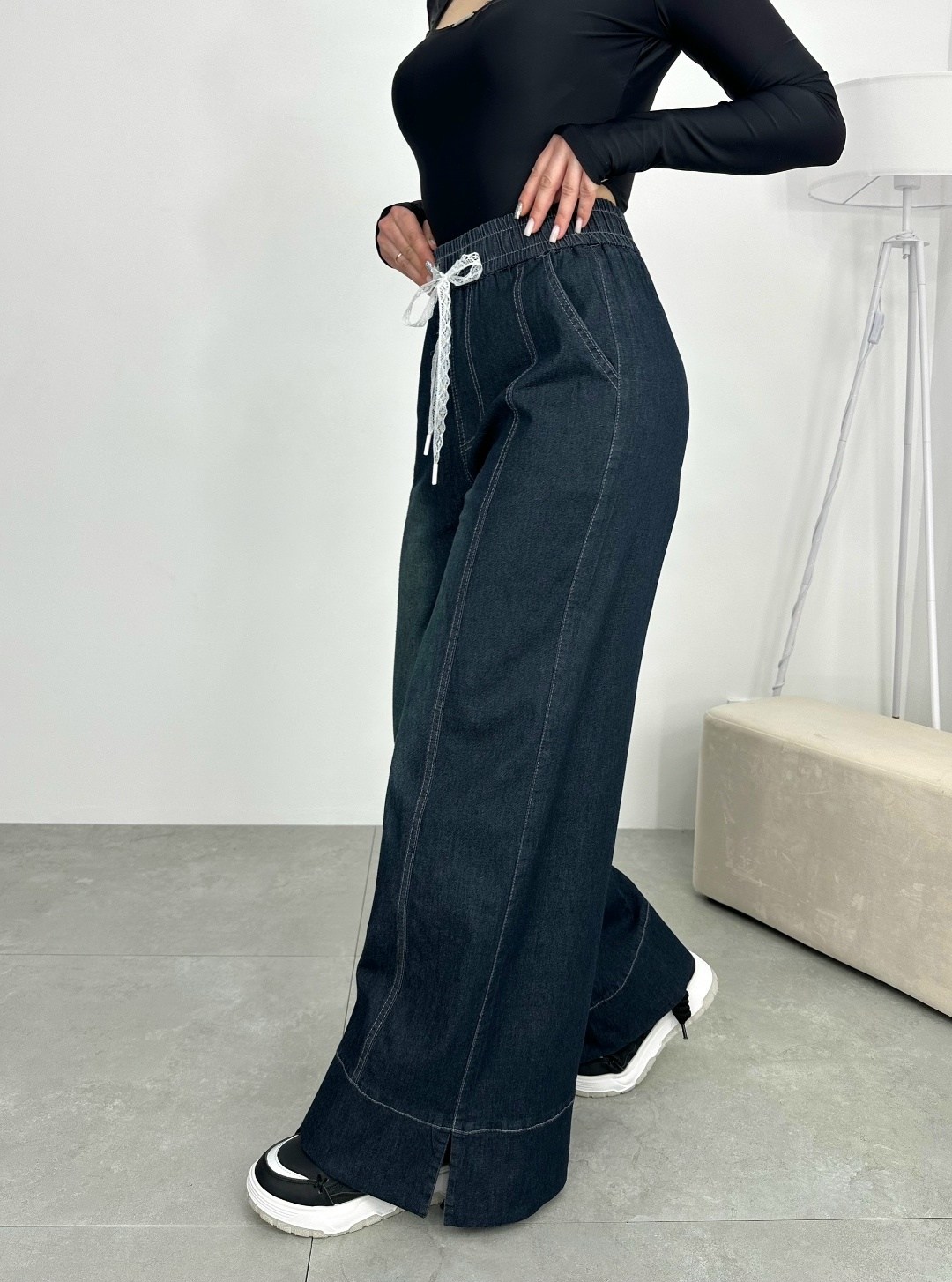 широкие джинсы,джинсовые брюки,женские джинсы,джинсы женские широкие,джинсы прямого кроя