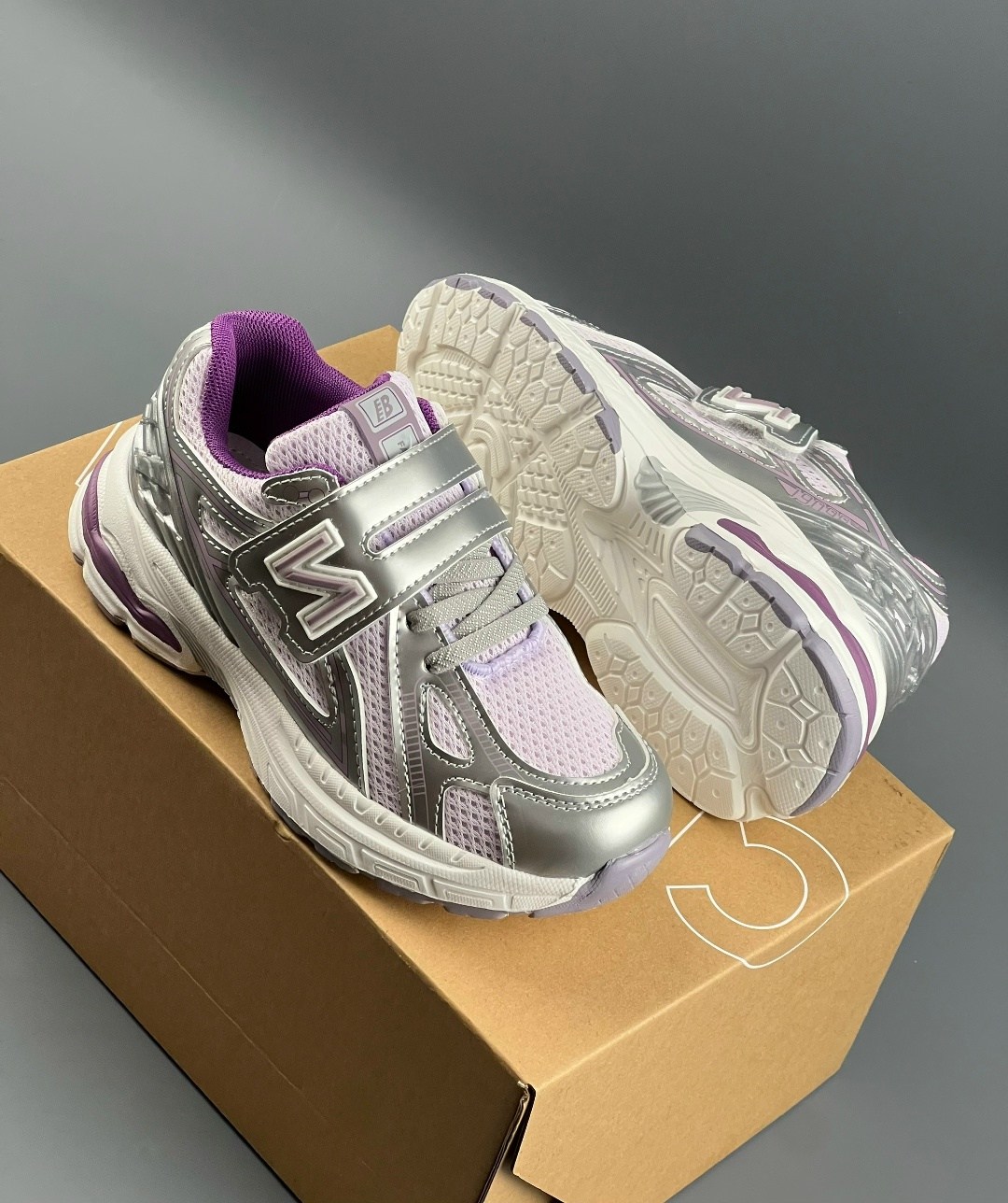 кроссовки new balance,кроссовки,детские кроссовки,женские кроссовки,серебряные кроссовки