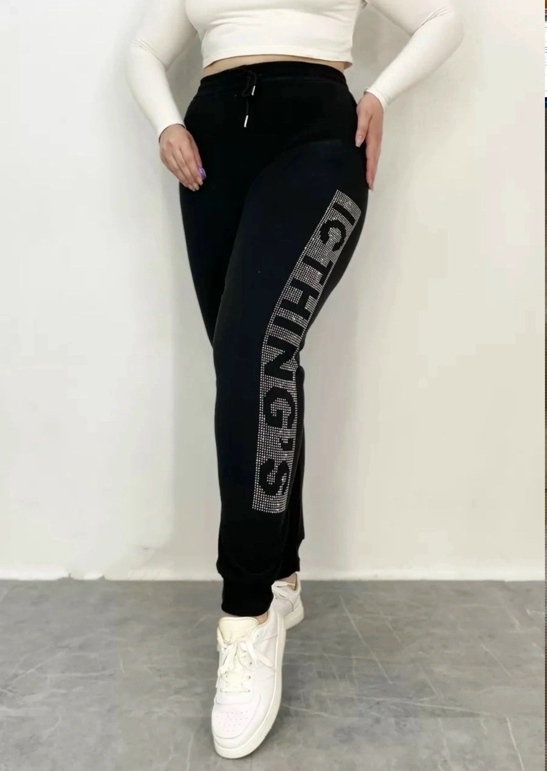брюки спортивные женская,спортивные штаны со стразами,женские спортивные штаны,спортивные штаны зимние утепленные джоггеры со стразами,брюки спортивные со стразами