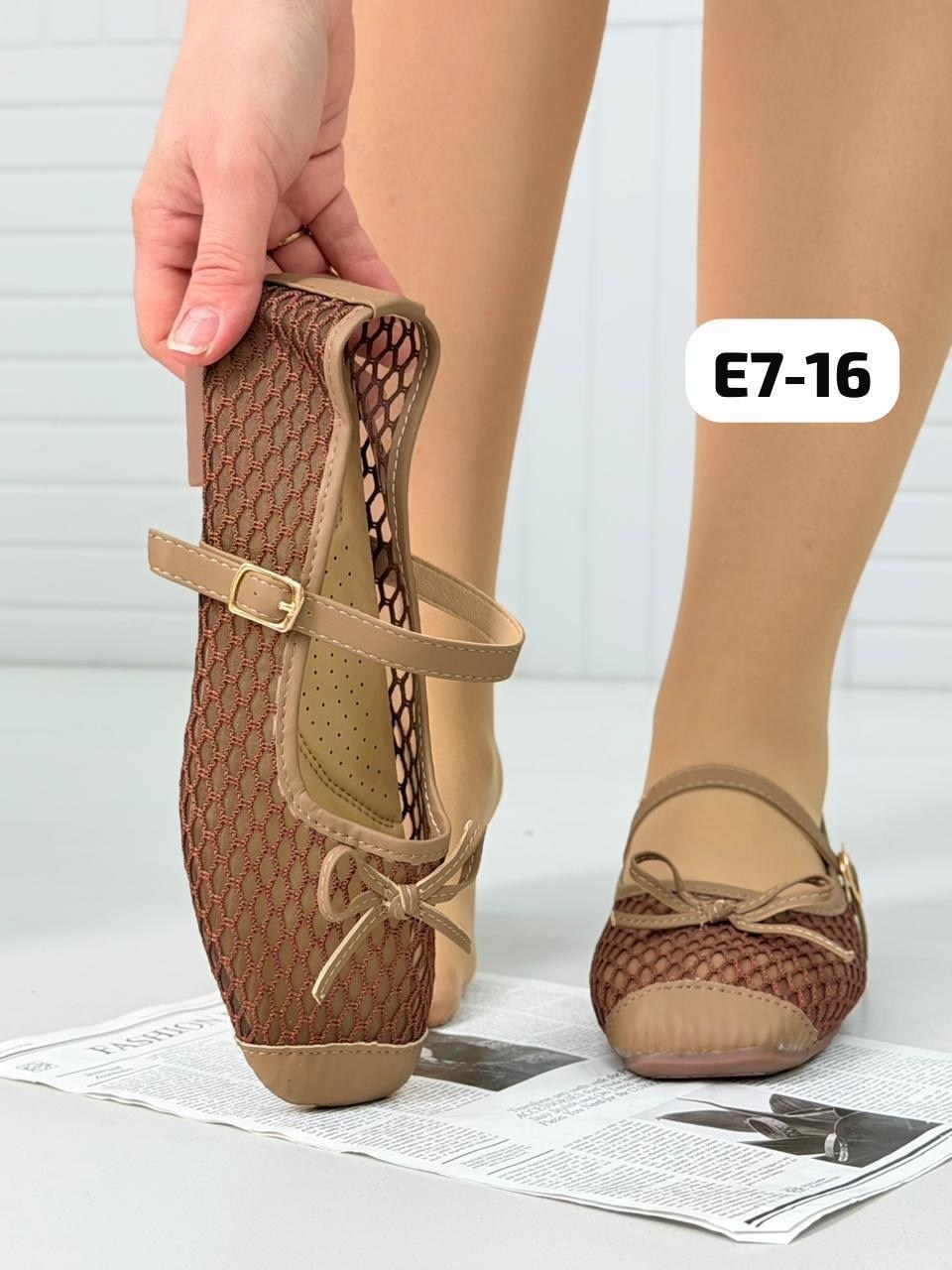 ,модные женские сетчатые босоножки с кристаллами на плоской подошве,женские сетчатые босоножки с кристаллами на плоской подошве,балетки в сетку,туфли женские сетчатые на плоской подошве