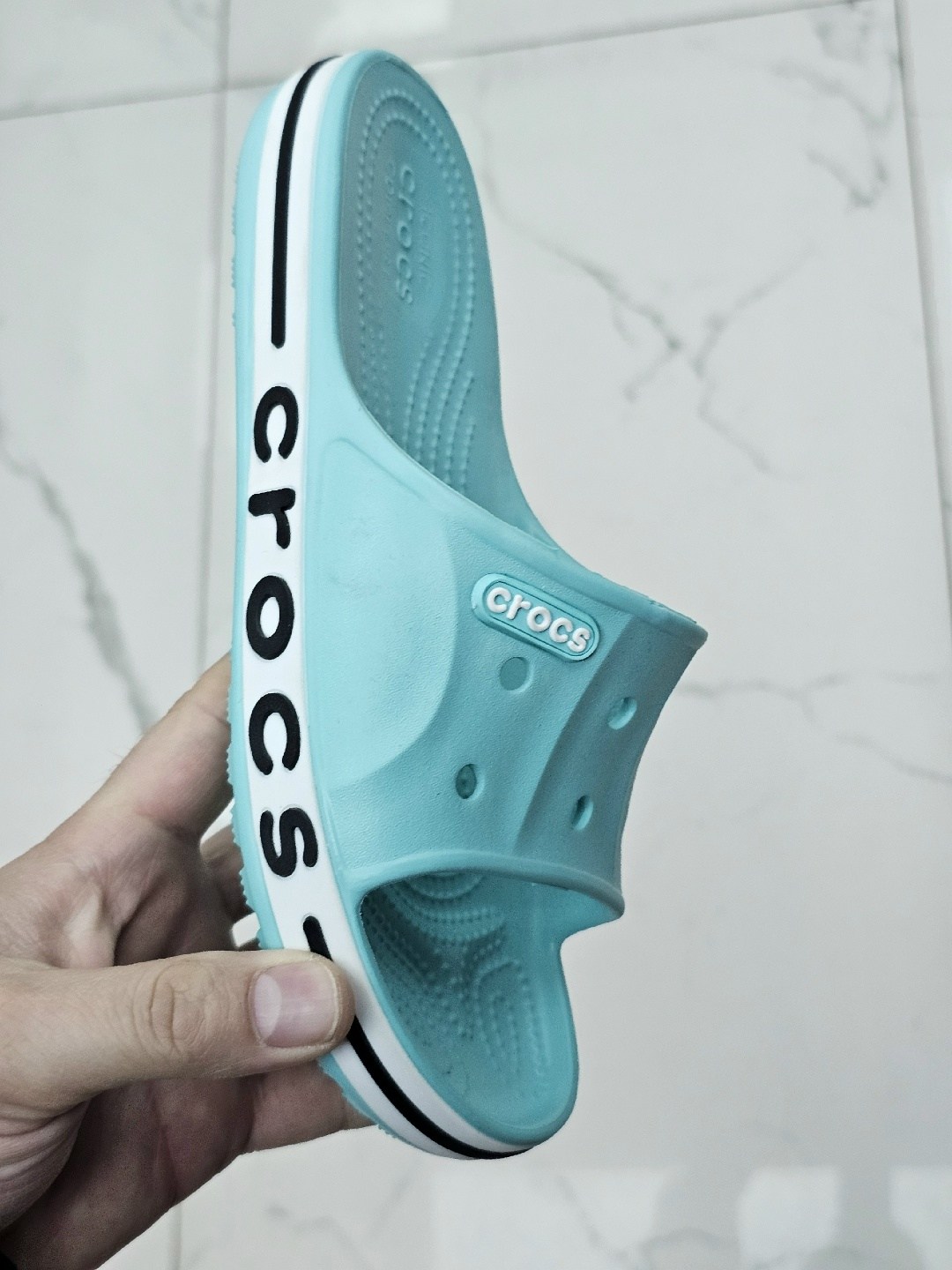 шлепанцы crocs,шлепанцы женские,,шлепанцы crocs bayaband slide,шлепки крокс слайд