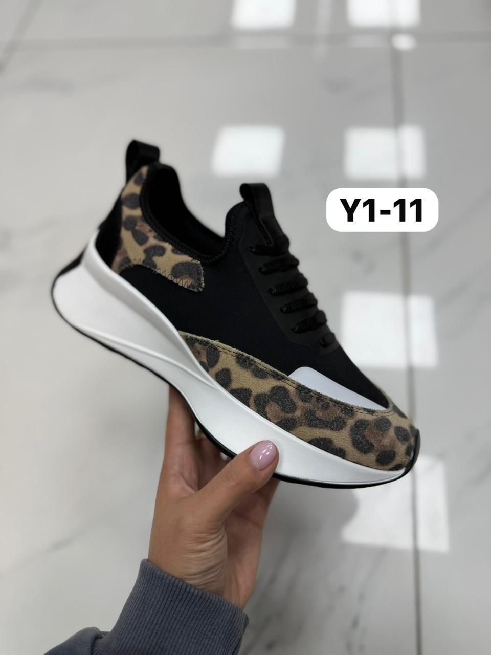 кроссовки женские,,кроссовки модные,стильные кроссовки,стильные женские кроссовки