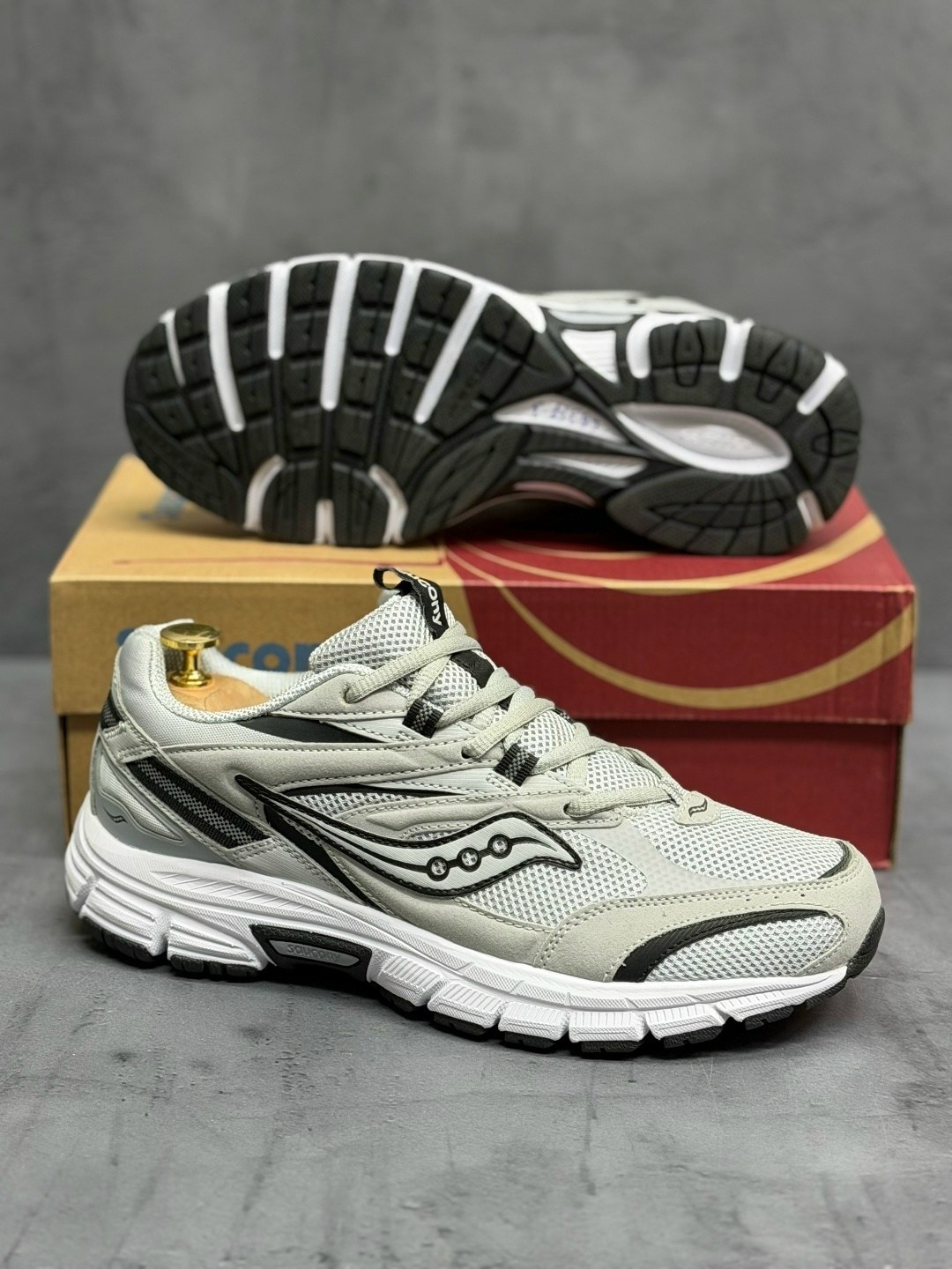 кроссовки saucony,мужские кроссовки saucony,кроссовки saucony progrid omni 9,кроссовки,saucony cohesion