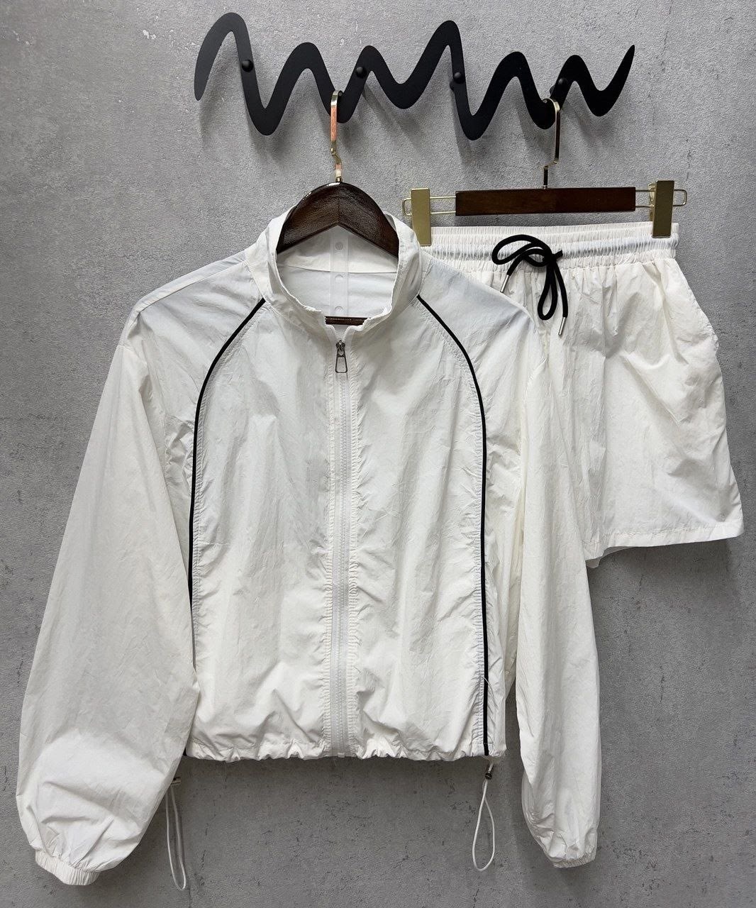 спортивный костюм повседневный,спортивные костюмы,куртка модная,повседневная куртка,тонкая куртка