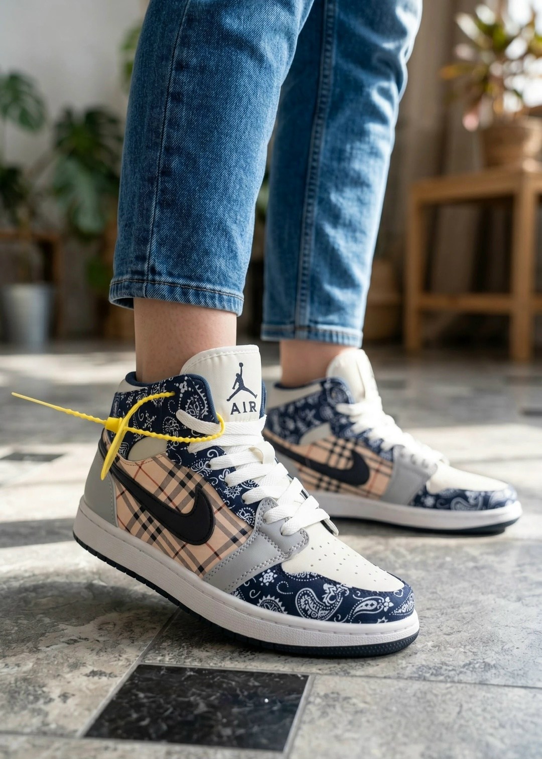 nike air jordan 1,nike air jordan 1 mid,nike air jordan 1 retro high og,jordan 1 mid gym red black white,кроссовки nike air jordan 1 retro high