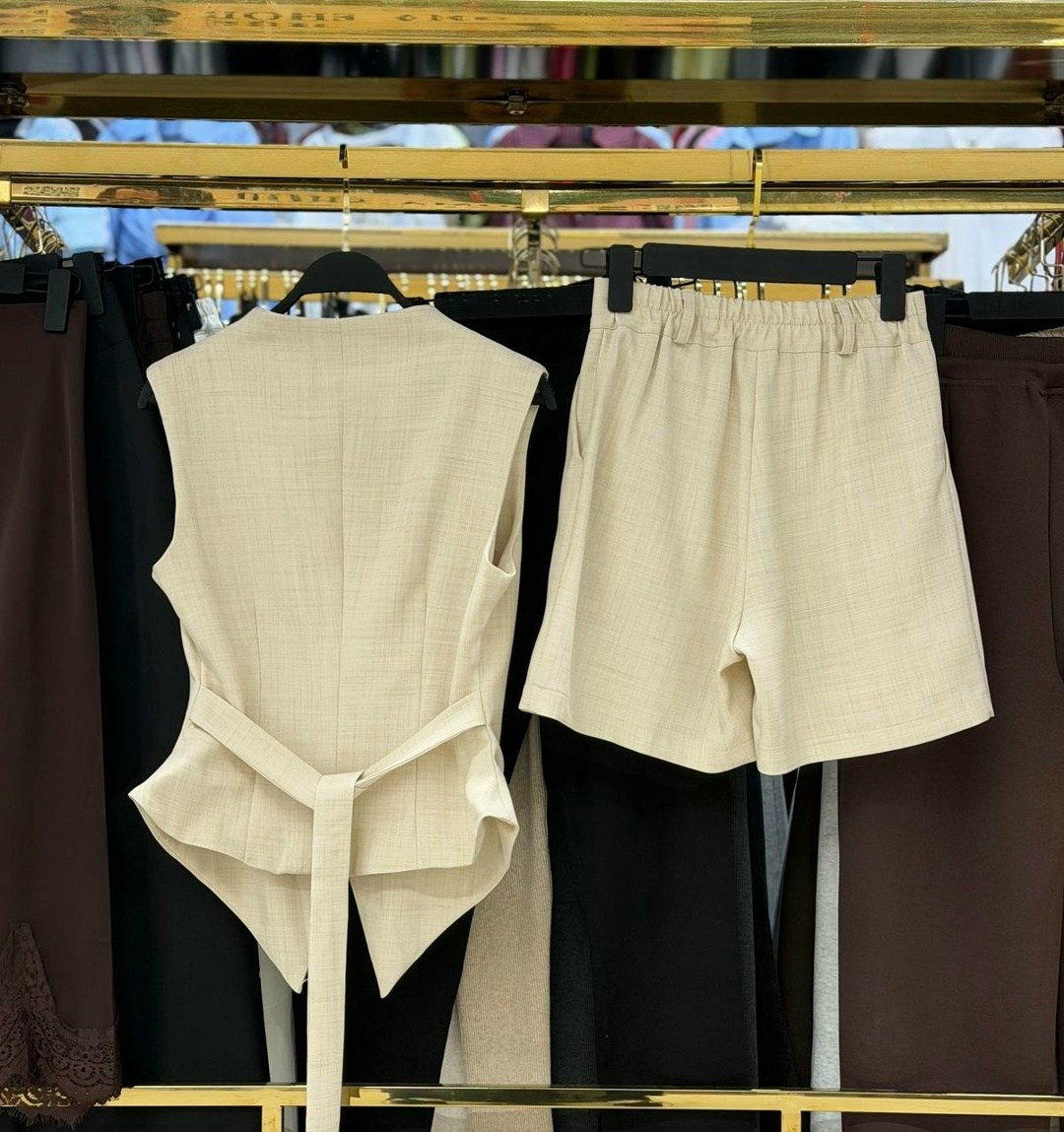 повседневный костюм,летние костюмы,костюм жилет,бежевый костюм,жилетка женская