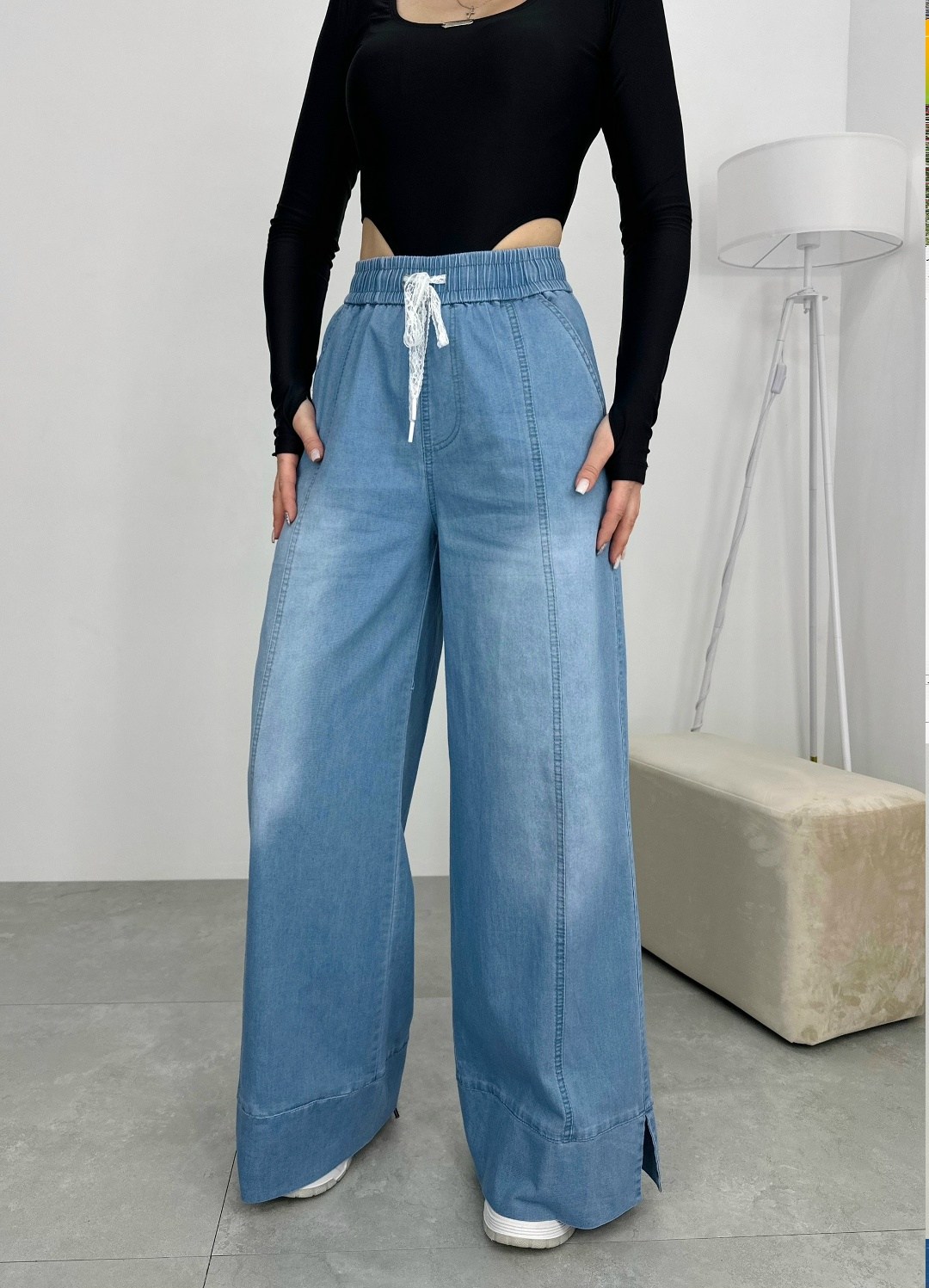 модные джинсы,широкие джинсы,джинсы женские,голубые джинсы,брюки джинсы