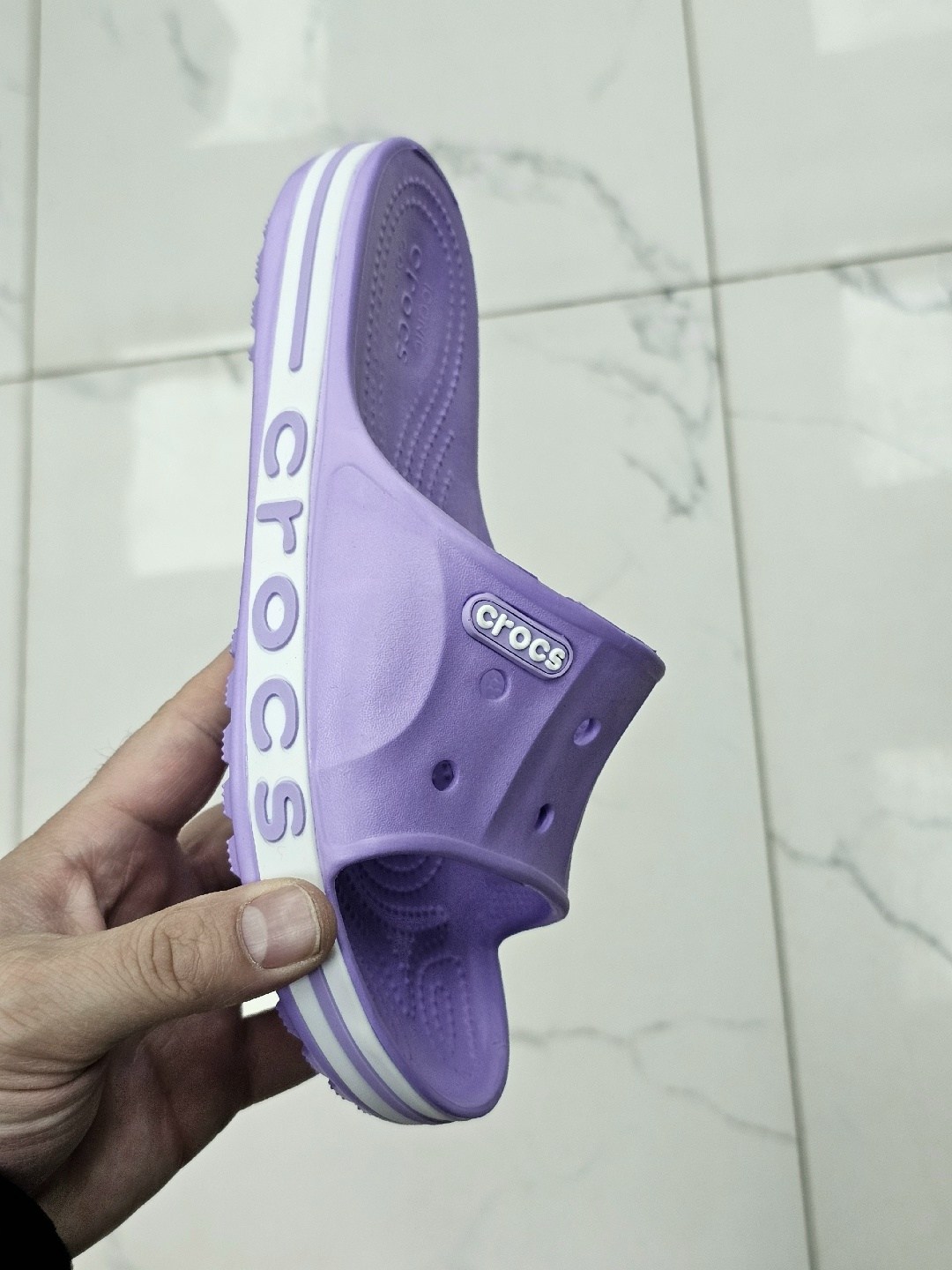 шлепанцы crocs,шлепанцы женские,,шлепанцы crocs bayaband slide,шлепки крокс слайд