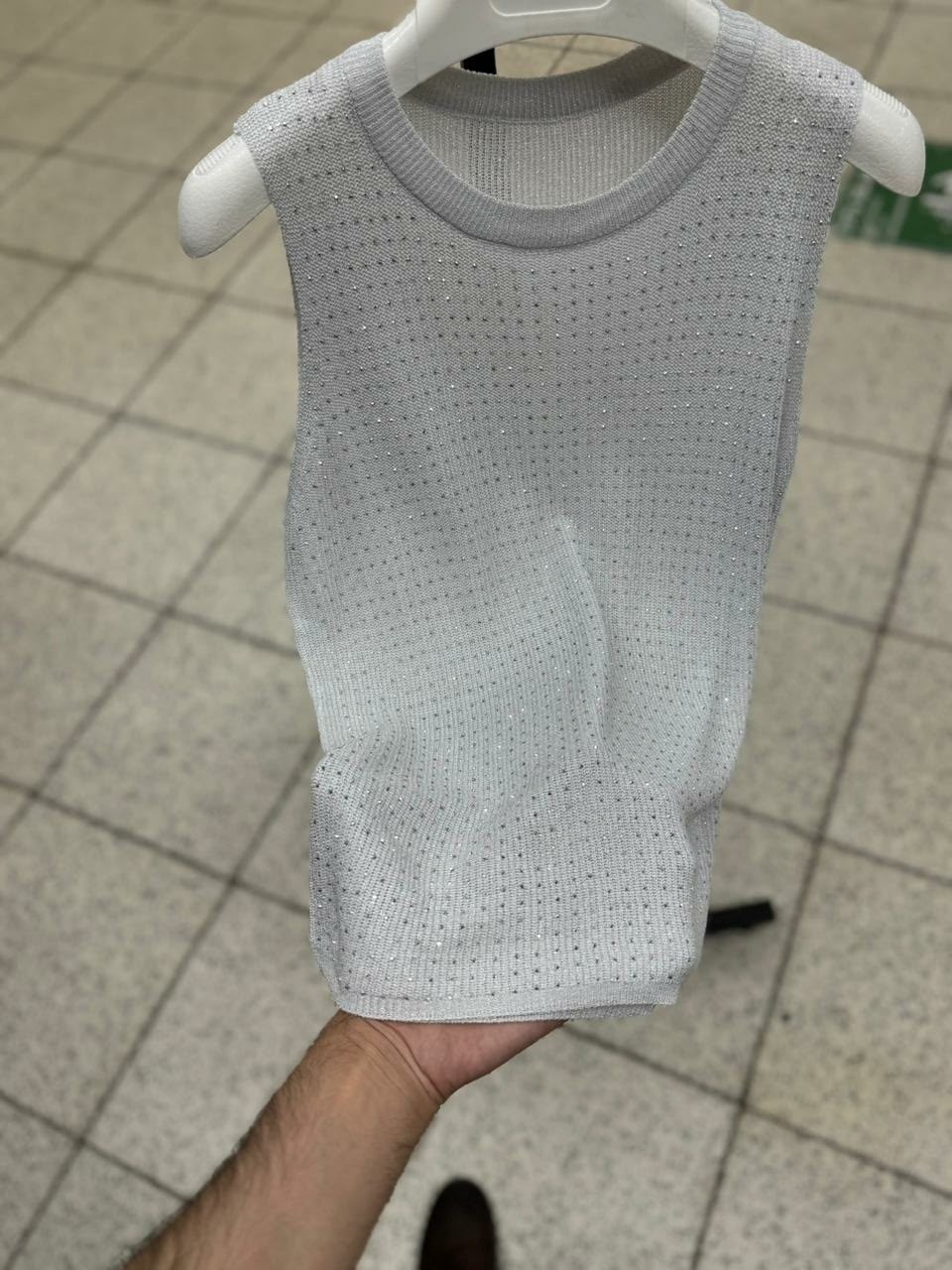 майка со стразами,футболки и топы,топы модные,летние футболки