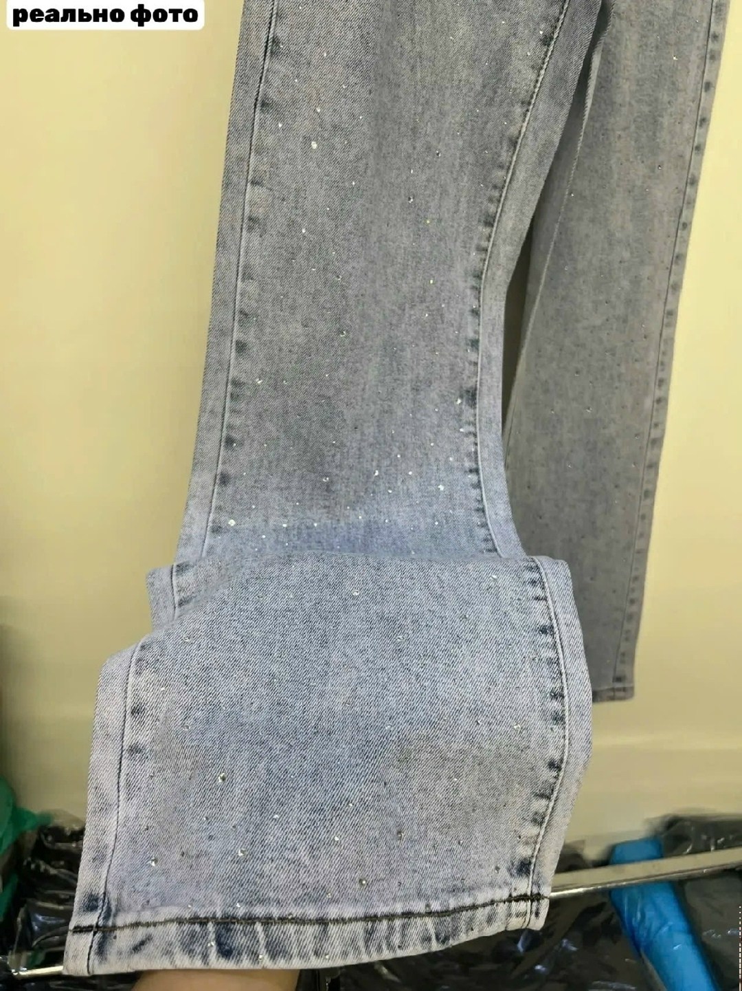 женские джинсы,джинсы стразы,женские джинсы со стразами,джинсы со стразами женские модные,модные джинсы