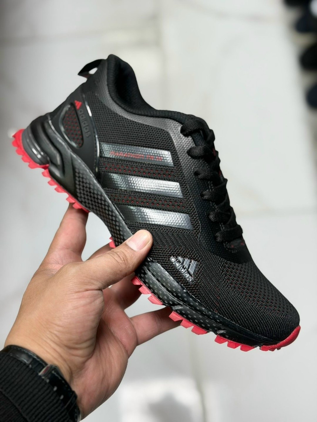 кроссовки,adidas кроссовки,кроссовки мужские adidas,кроссовки adidas marathon,кроссовки адидас