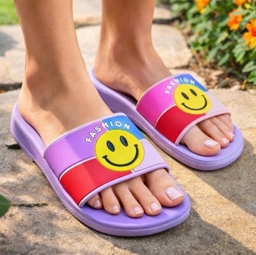шлепанцы женские со смайликом,шлепанцы со смайлами,,шлепанцы пляжные,тапочки летние