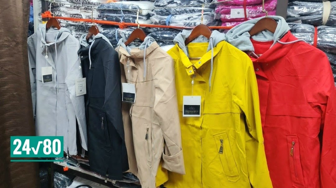 куртка демисезонная,женская куртка,женская ветровка,куртка,куртка парка