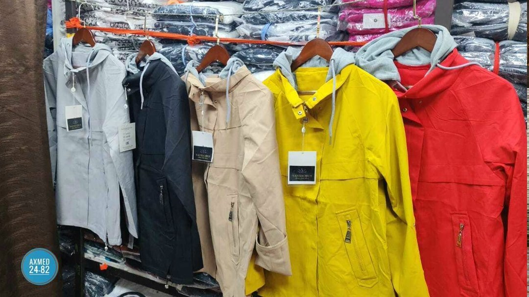 куртка женская,удлиненная куртка,куртка,стильная куртка,женская демисезонная куртка