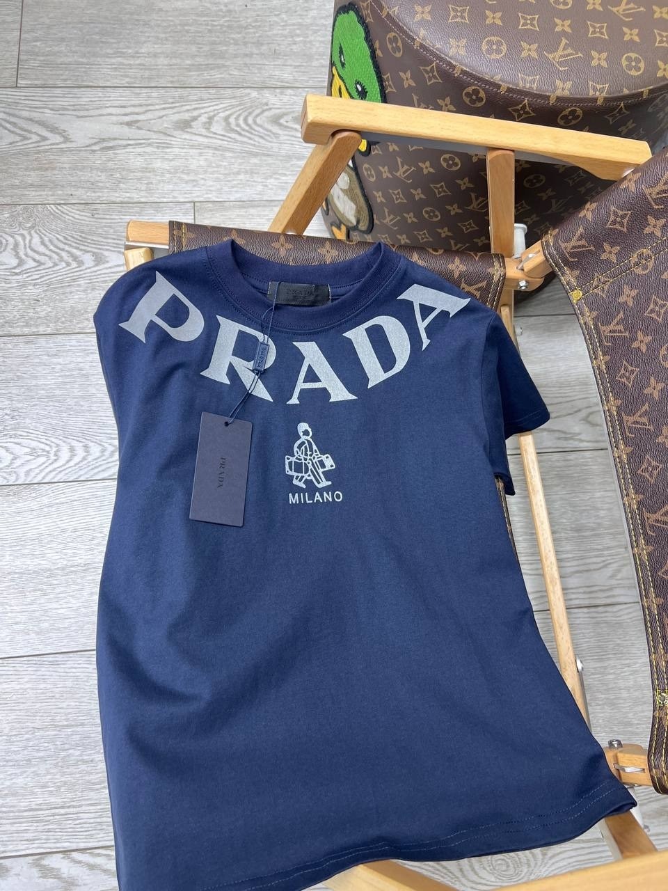 стиль футболка,футболка прада,футболка prada,мужские футболки