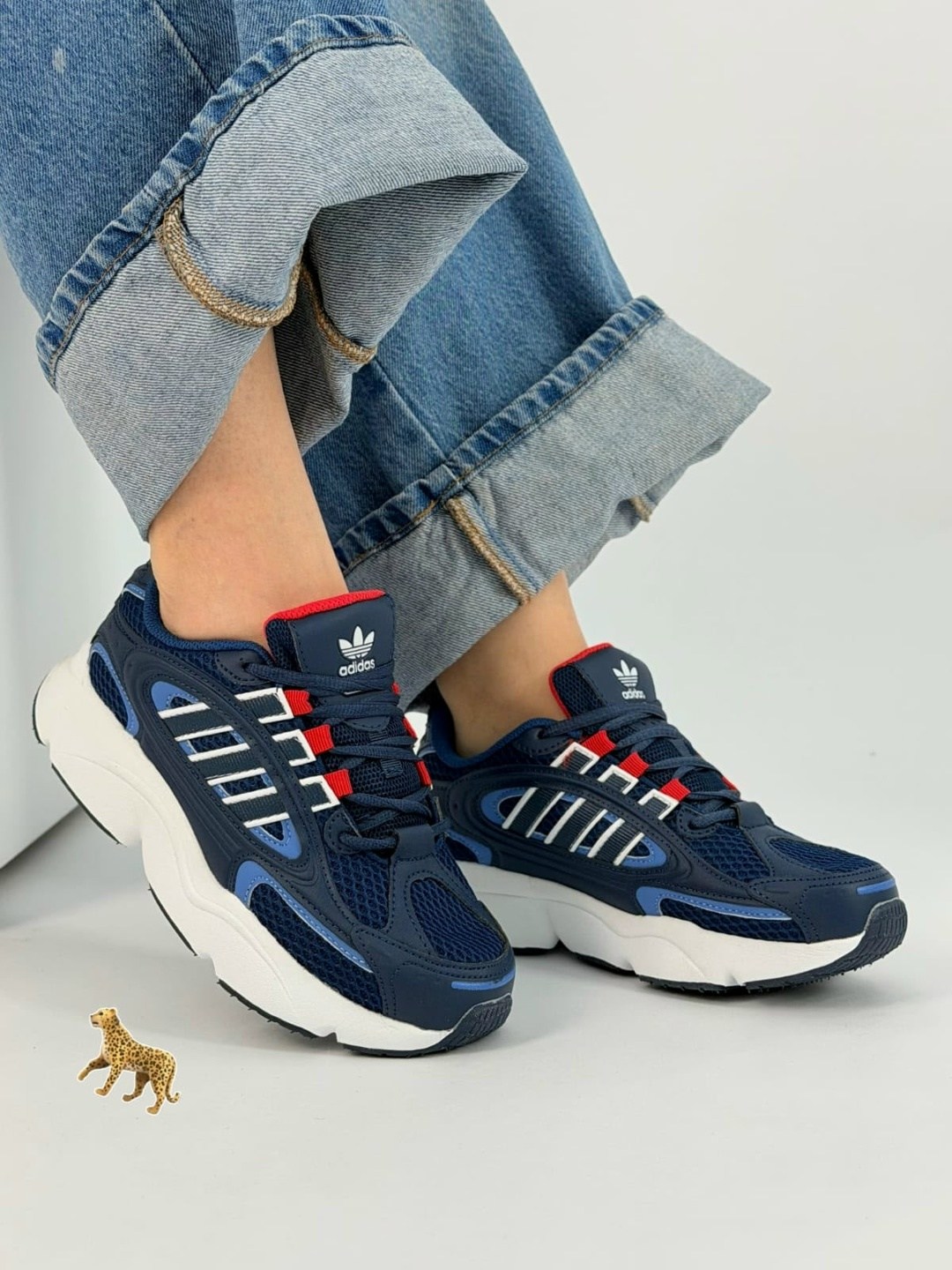 кроссовки adidas,кроссовки,черные кроссовки,кроссовки женские черные,кроссовки женскиe