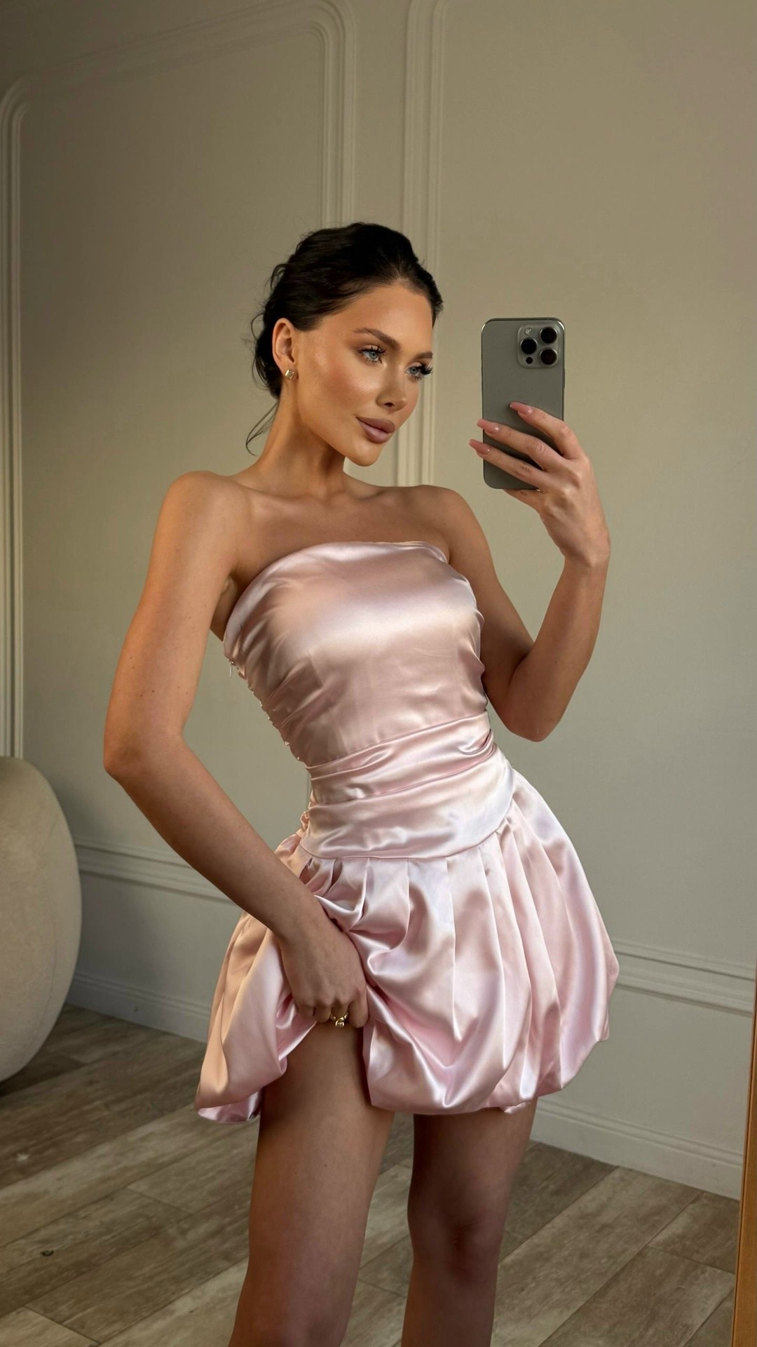 атласное платье,розовое платье,нарядное платье,атласное мини платье,платье на выпускной