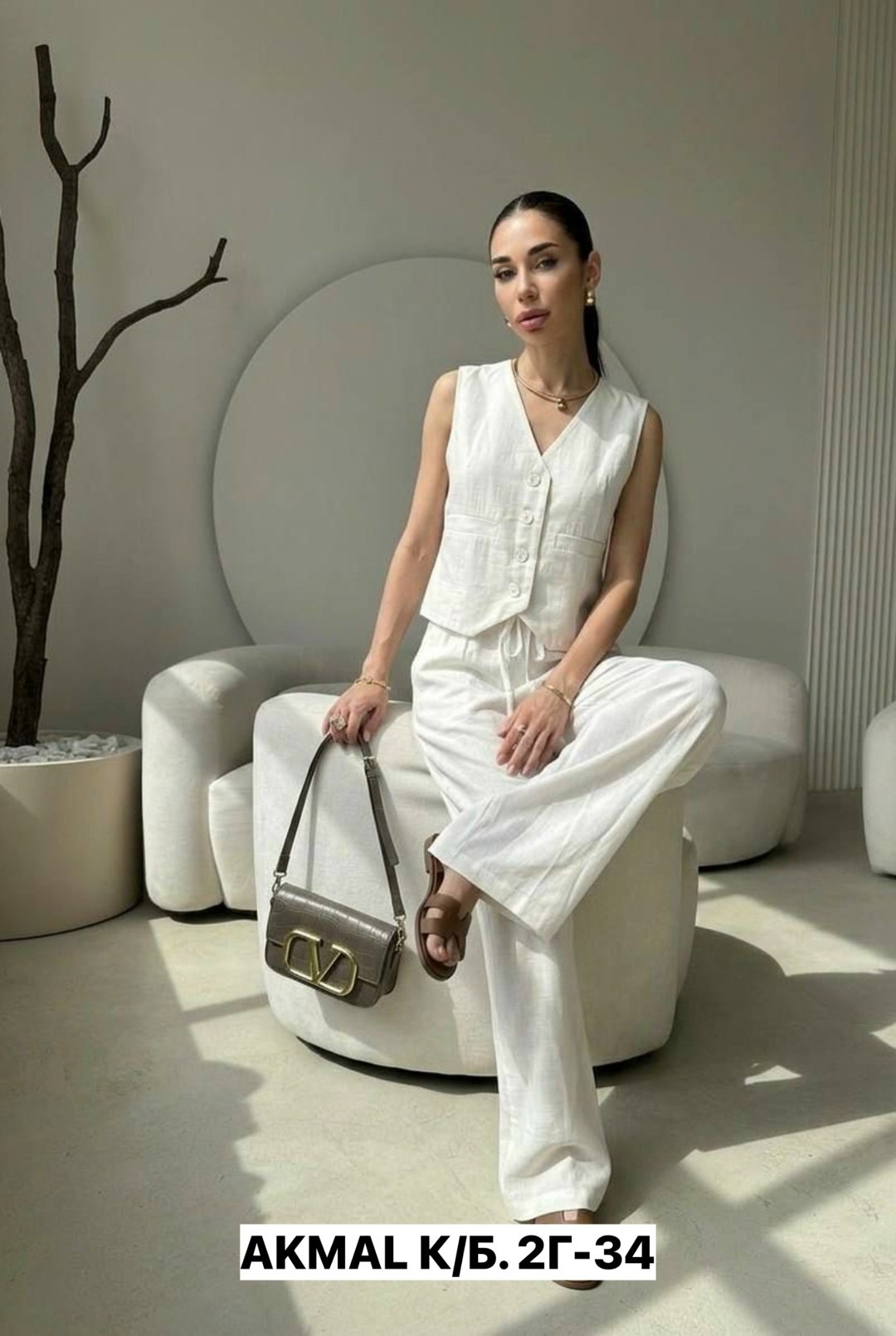 женские наряды,брючный костюм женский летний,брючные костюмы женские,брючный костюм,костюм льняной летний брючный с жилетом и брюками паллацо