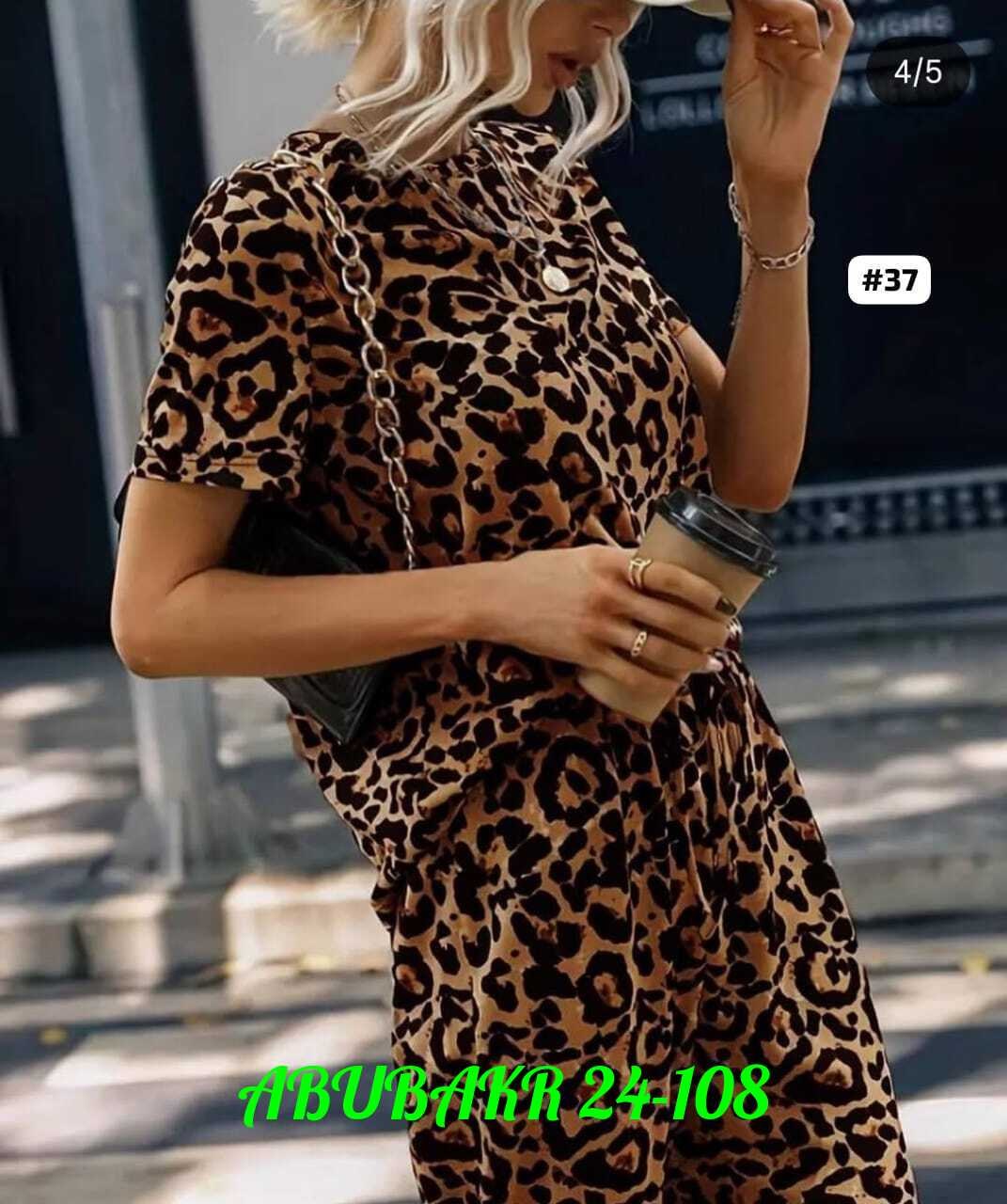 женский комбинезон с леопардовым принтом,леопардовые костюмы,леопардовый комбинезон женский,костюм 3 ка в ярком леопардовом принте,летний брючный леопардовый костюм