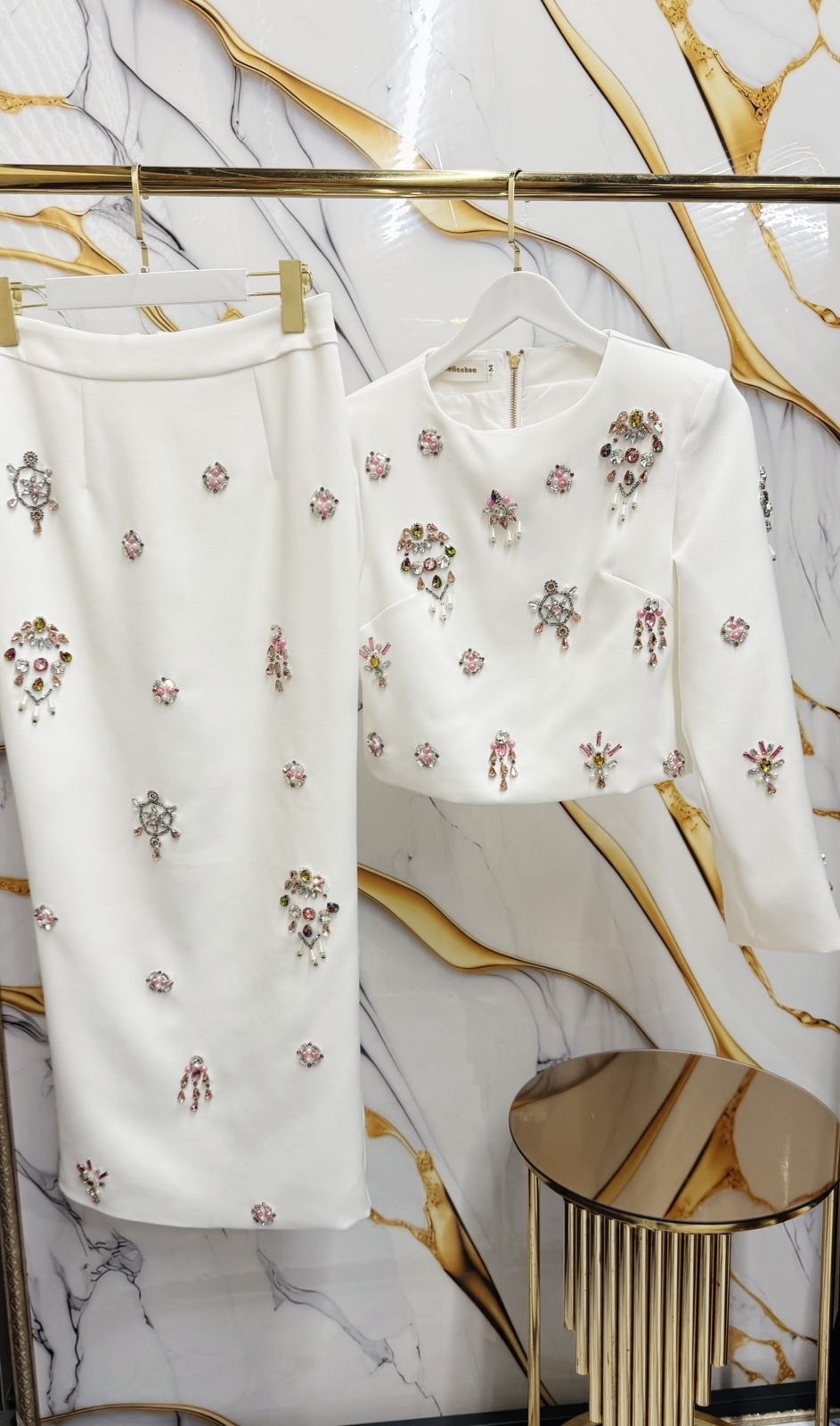 элегантный наряд,элегантное платье,модное платье,платье стильное,платье футляр